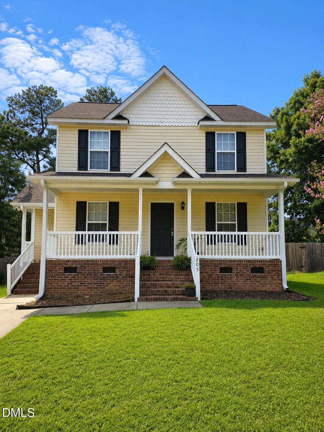 Spinel Ln, Knightdale, NC 27545