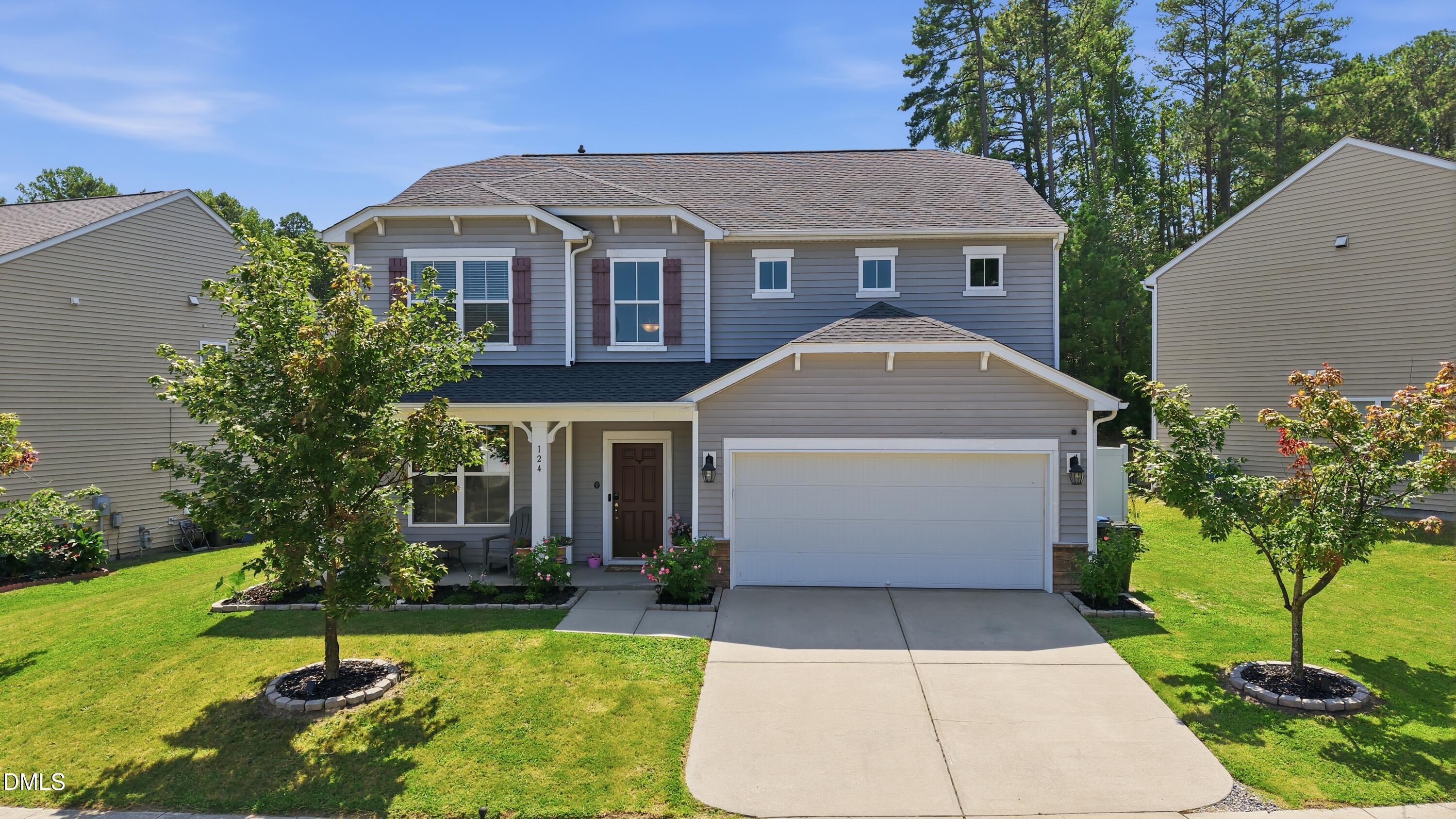 Rosebud Ln, Durham, NC 27704