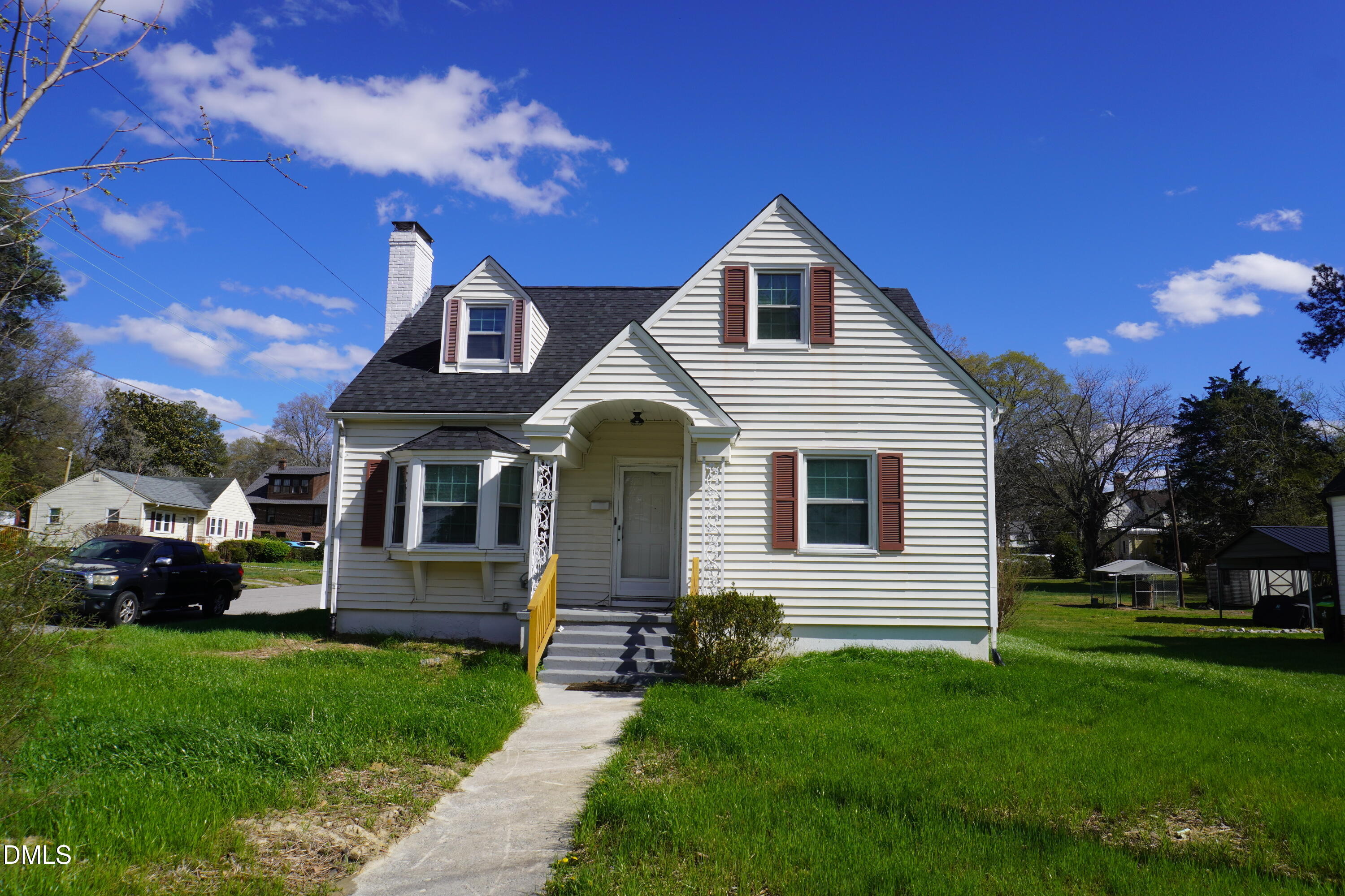 Harrison Ave, Henderson, NC 27536