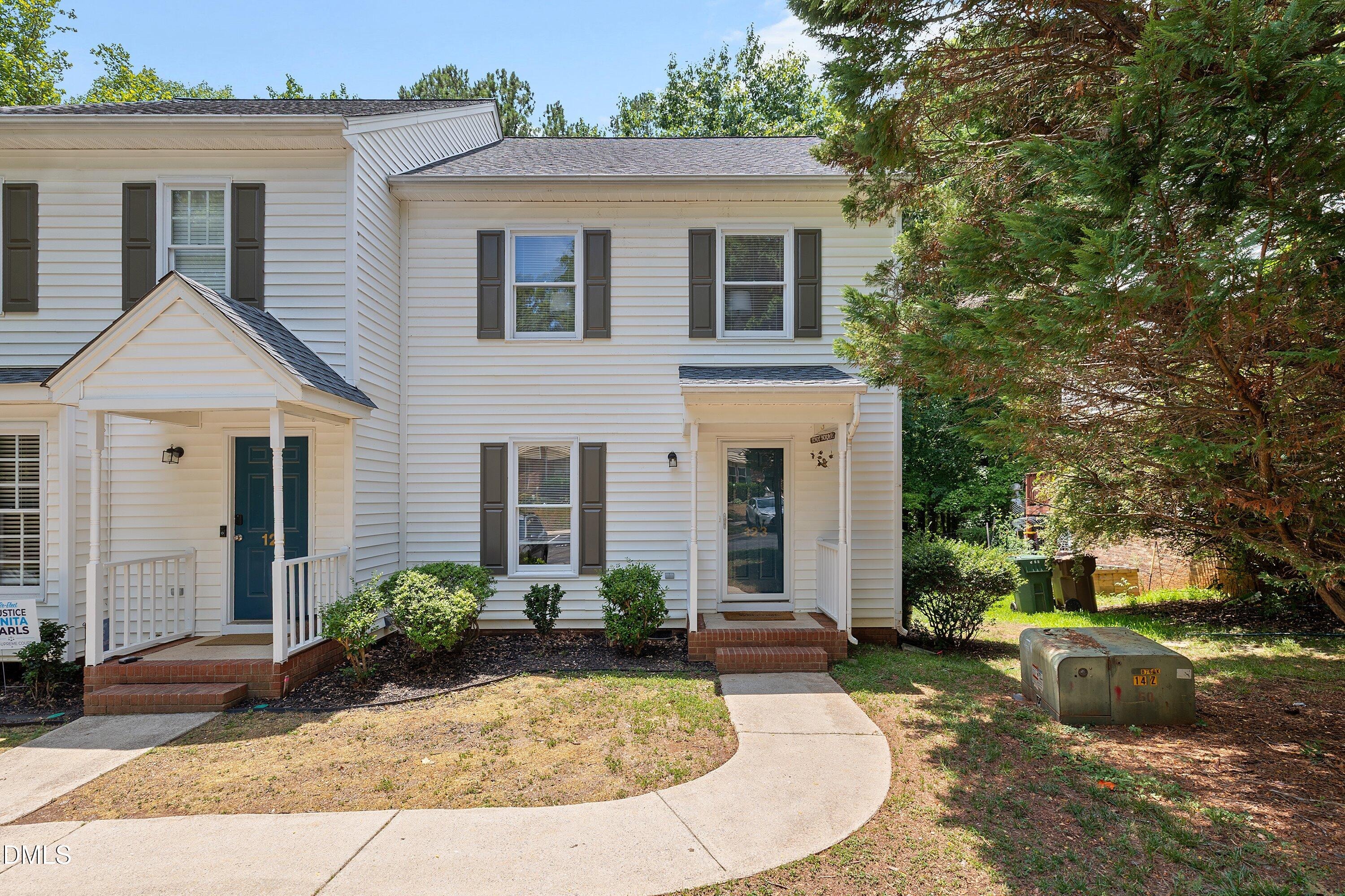 Luxon Pl, Cary, NC 27513