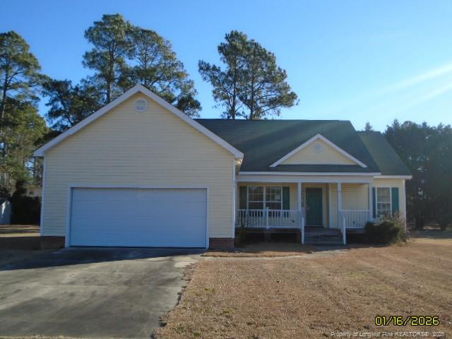 Kelly Dr, Laurinburg, NC 28352
