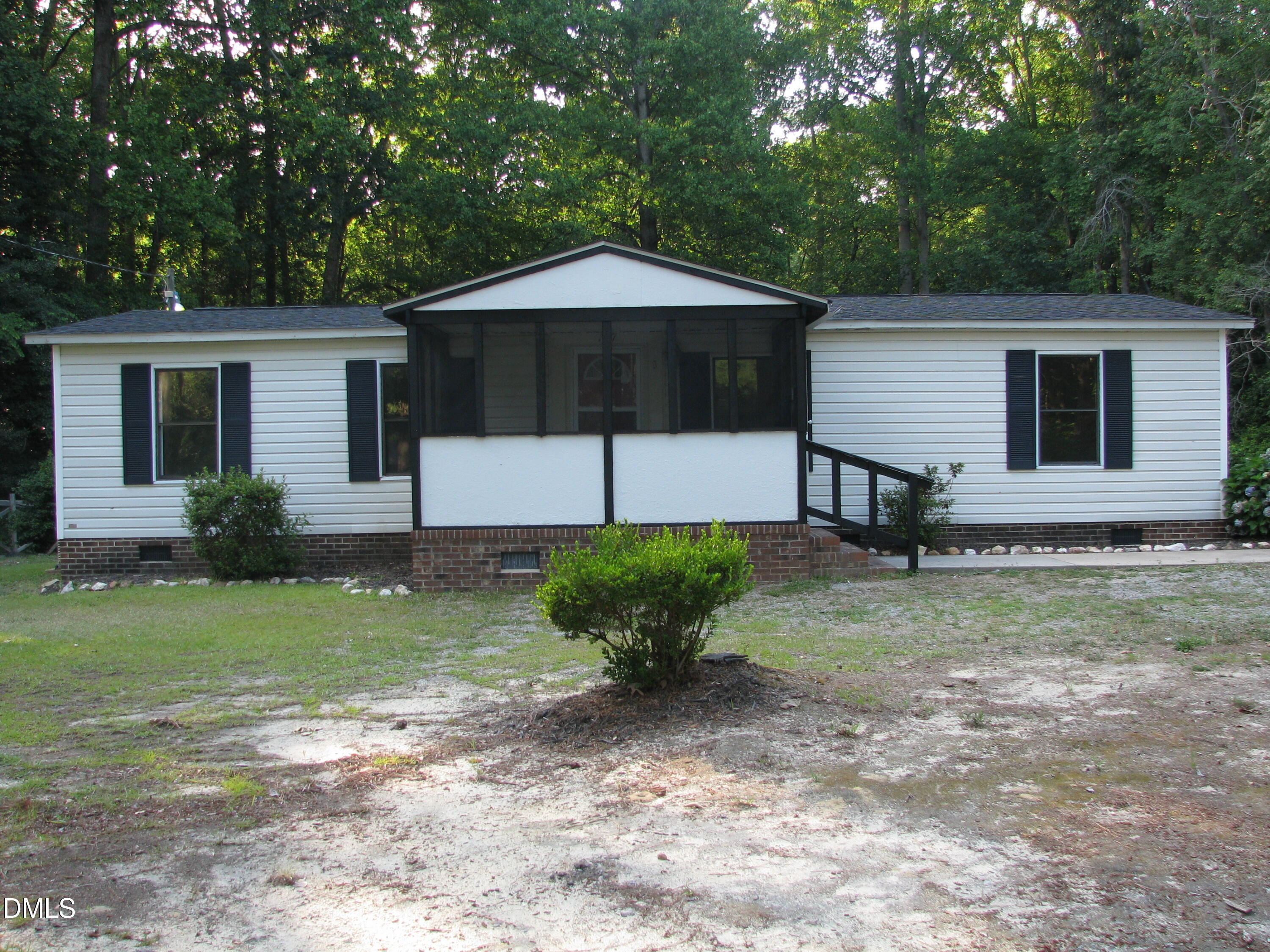 Haywood Dr, Roanoke Rapids, NC 27870