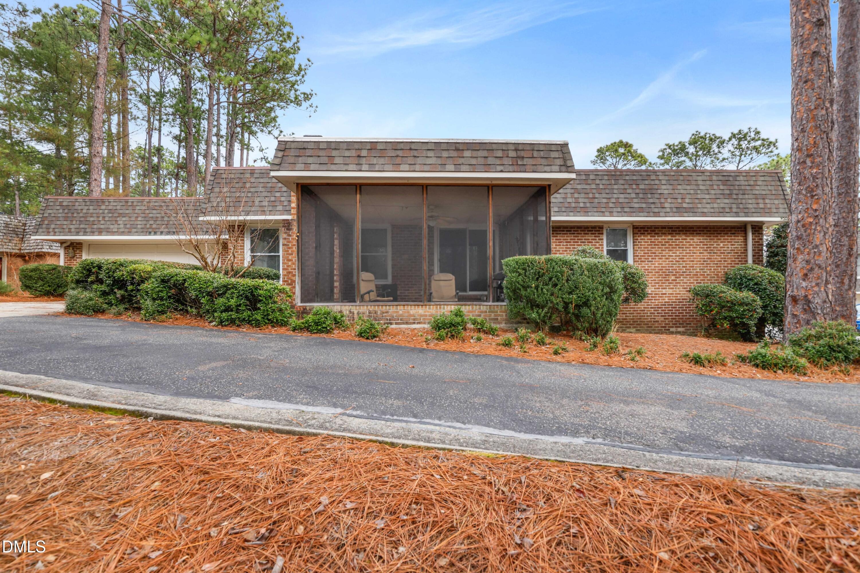 Racquet Ln, Pinehurst, NC 28374