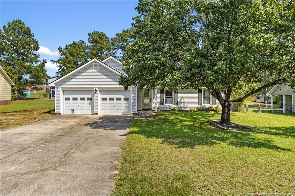 Santiato Dr, Fayetteville, NC 28314