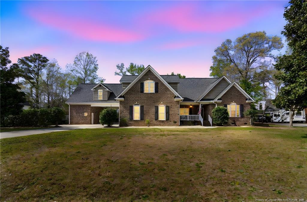 Foxwood Dr, Hope Mills, NC 28348