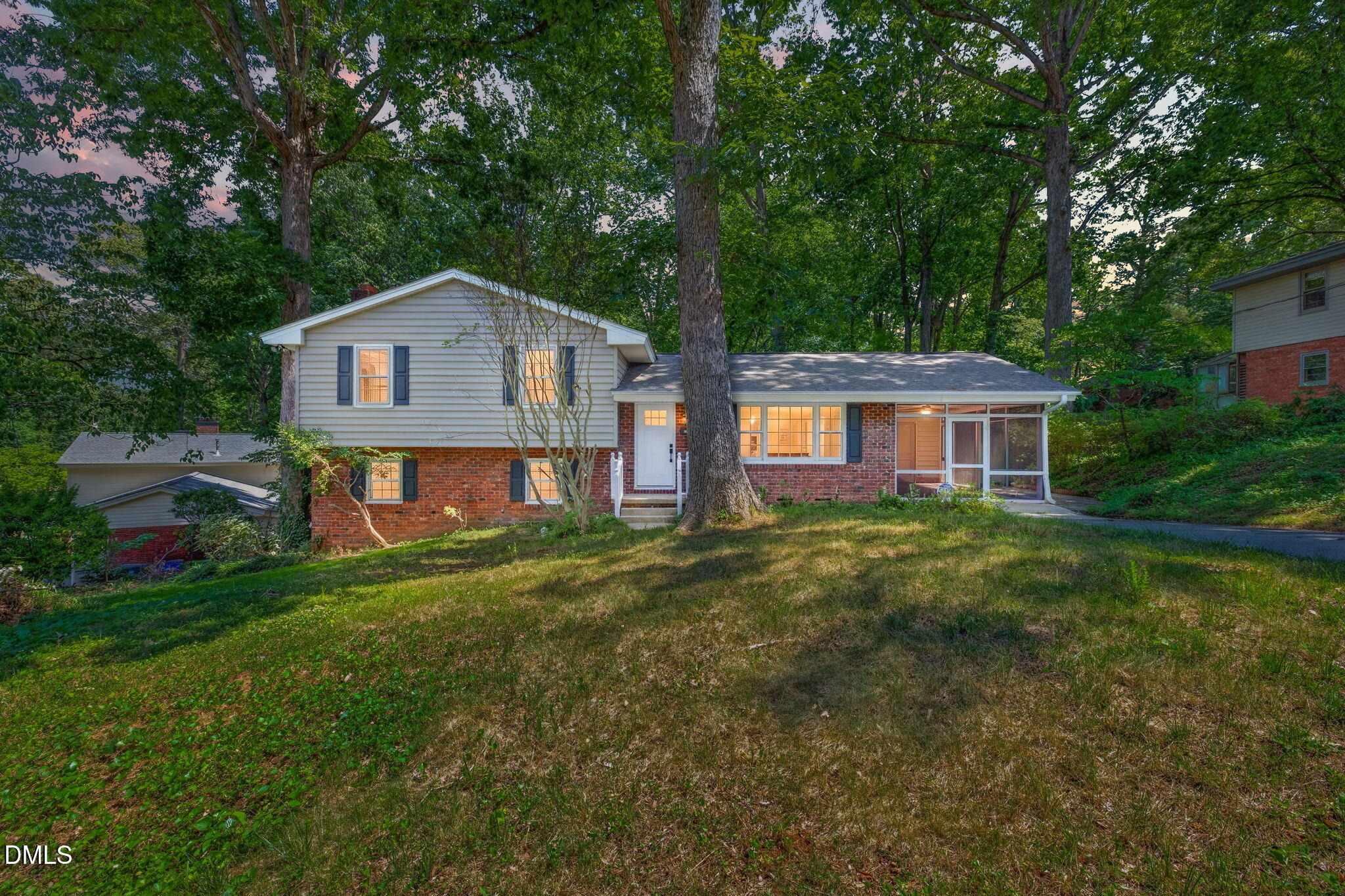 Julian Dr, Raleigh, NC 27604
