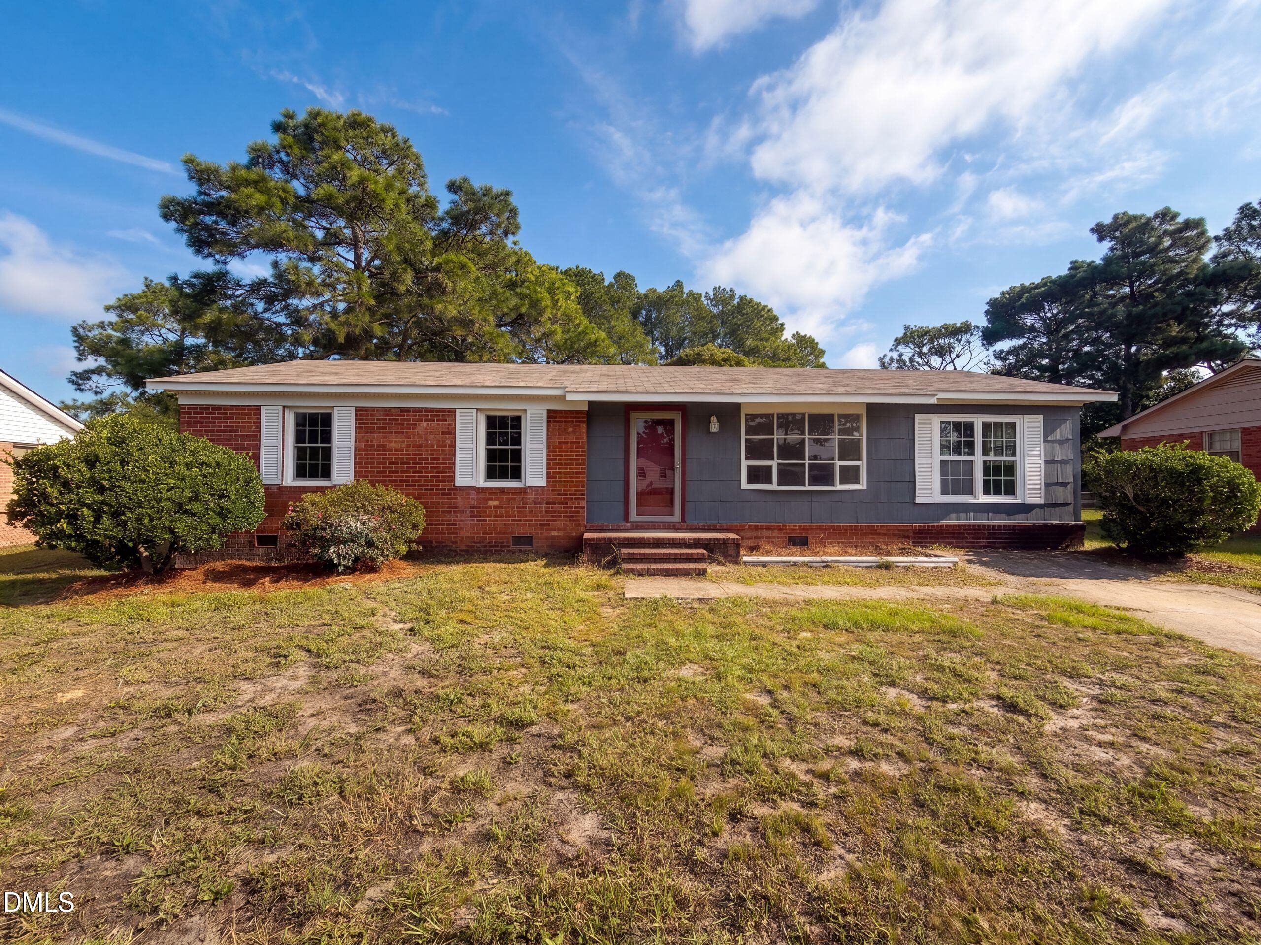 Cramer Dr, Fayetteville, NC 28306