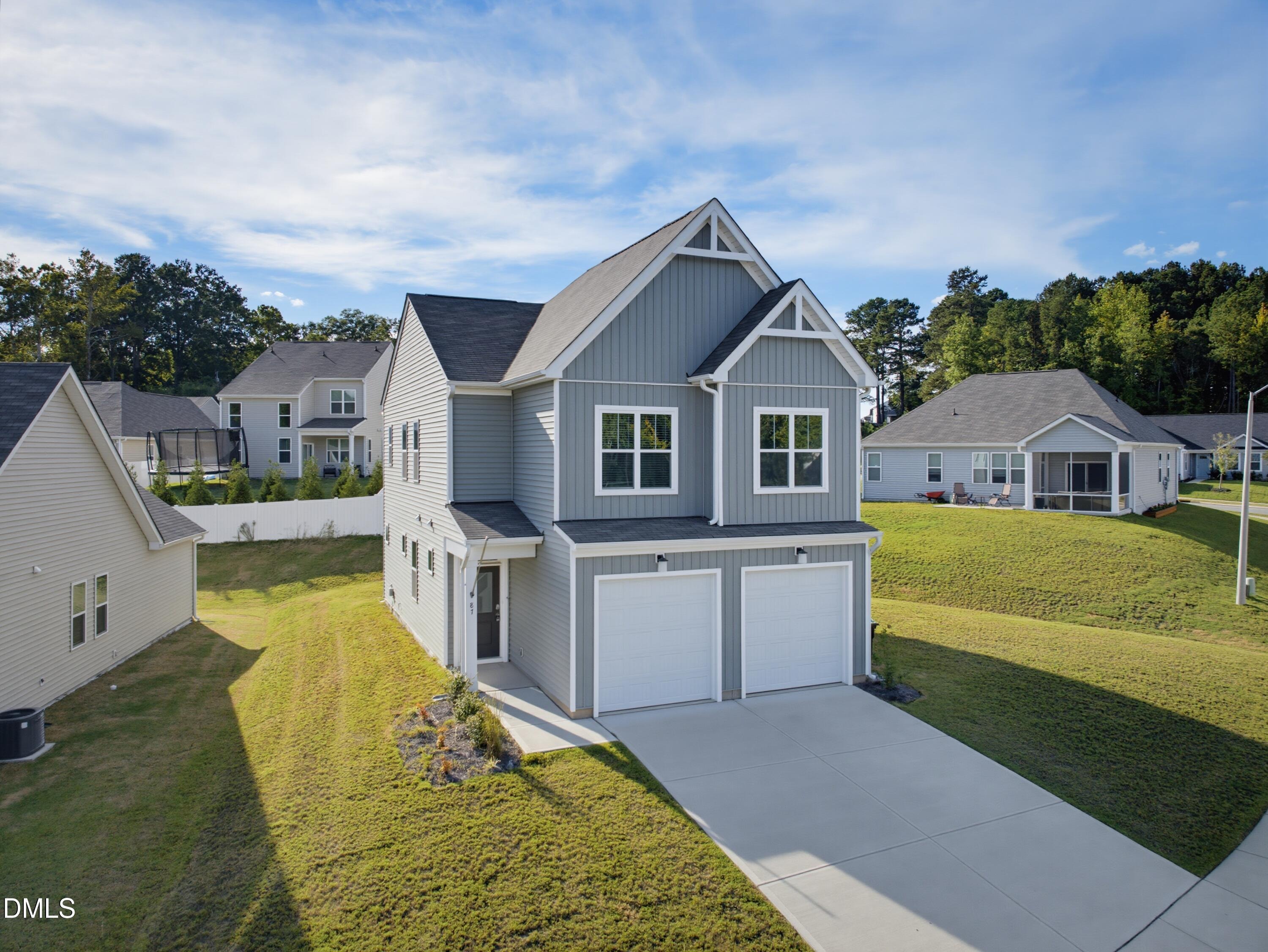 Furley St, Sanford, NC 27330