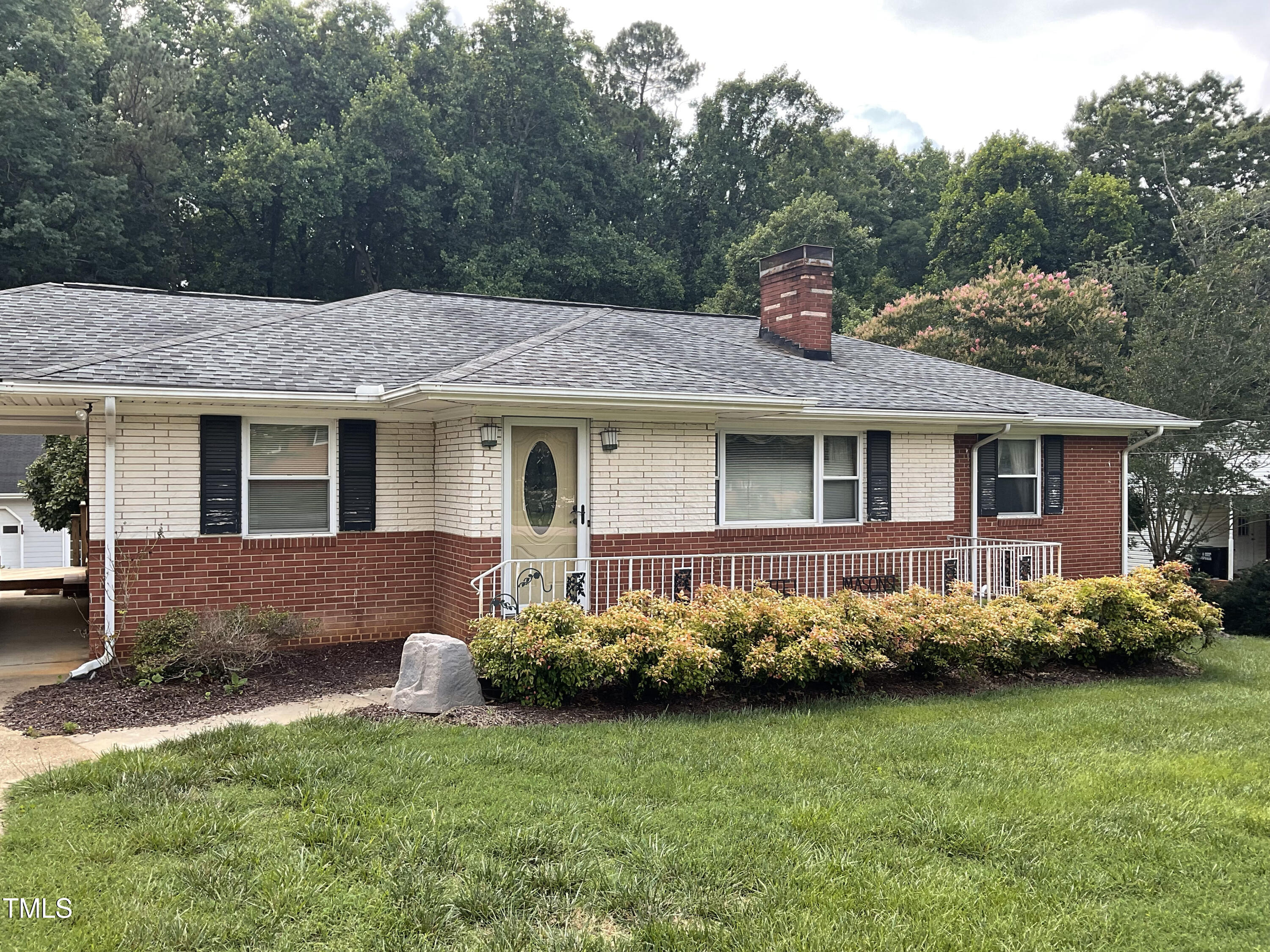 Woodcrest Dr, Raleigh, NC 27603