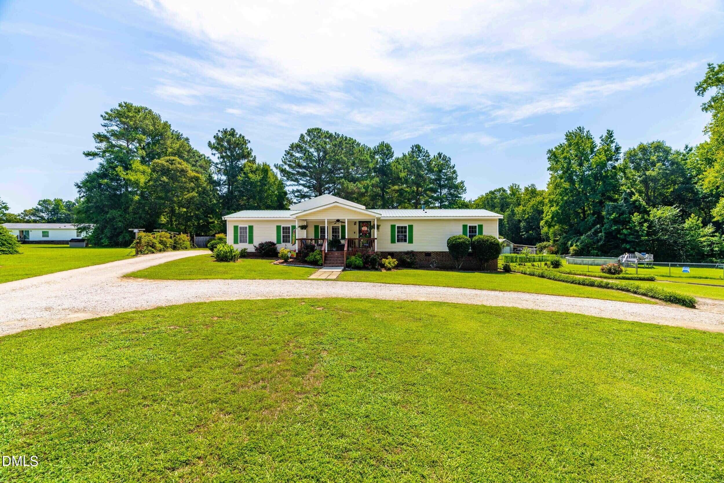Cockrell Ave, Kenly, NC 27542