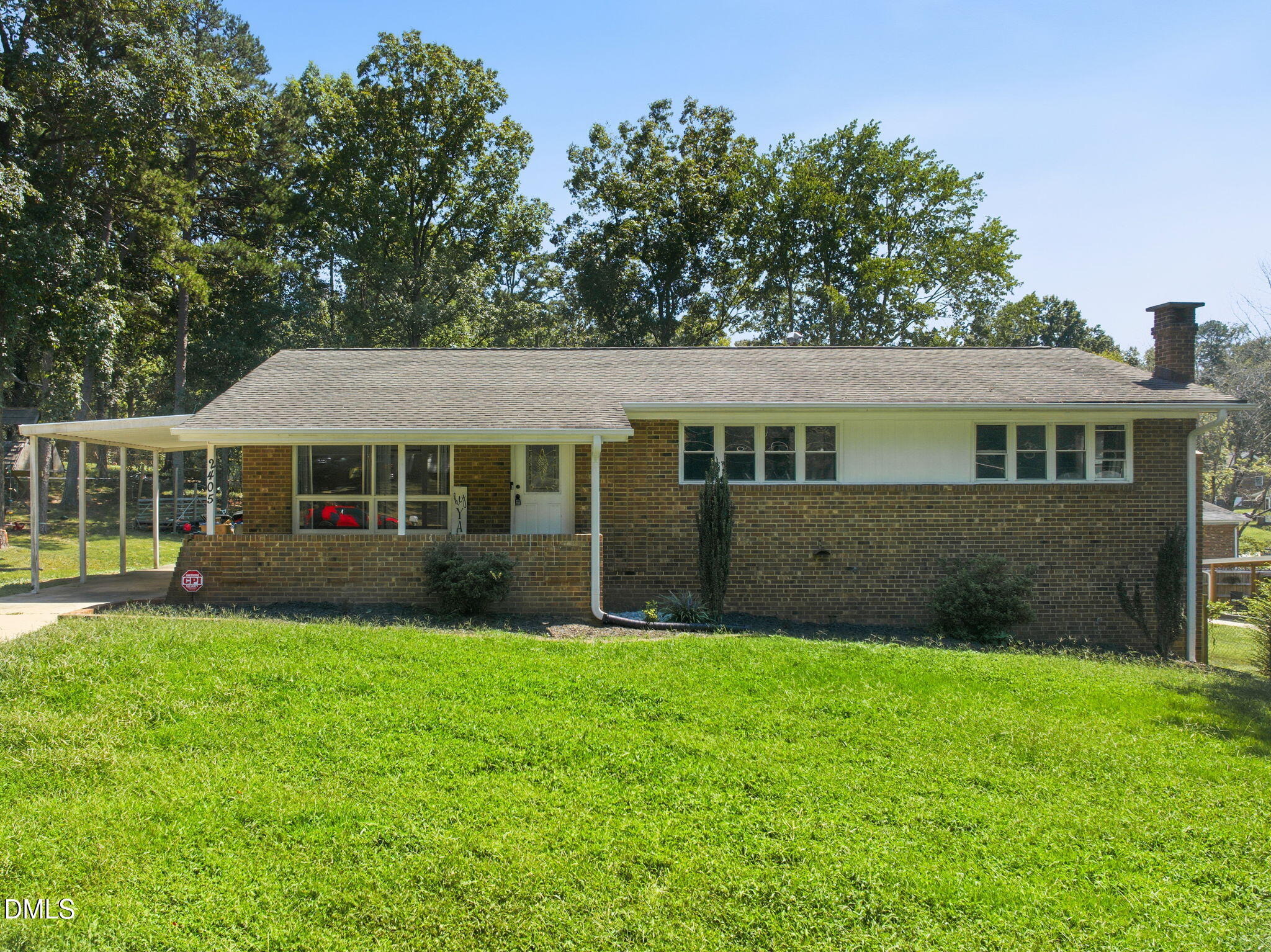 Denver Dr, Greensboro, NC 27406