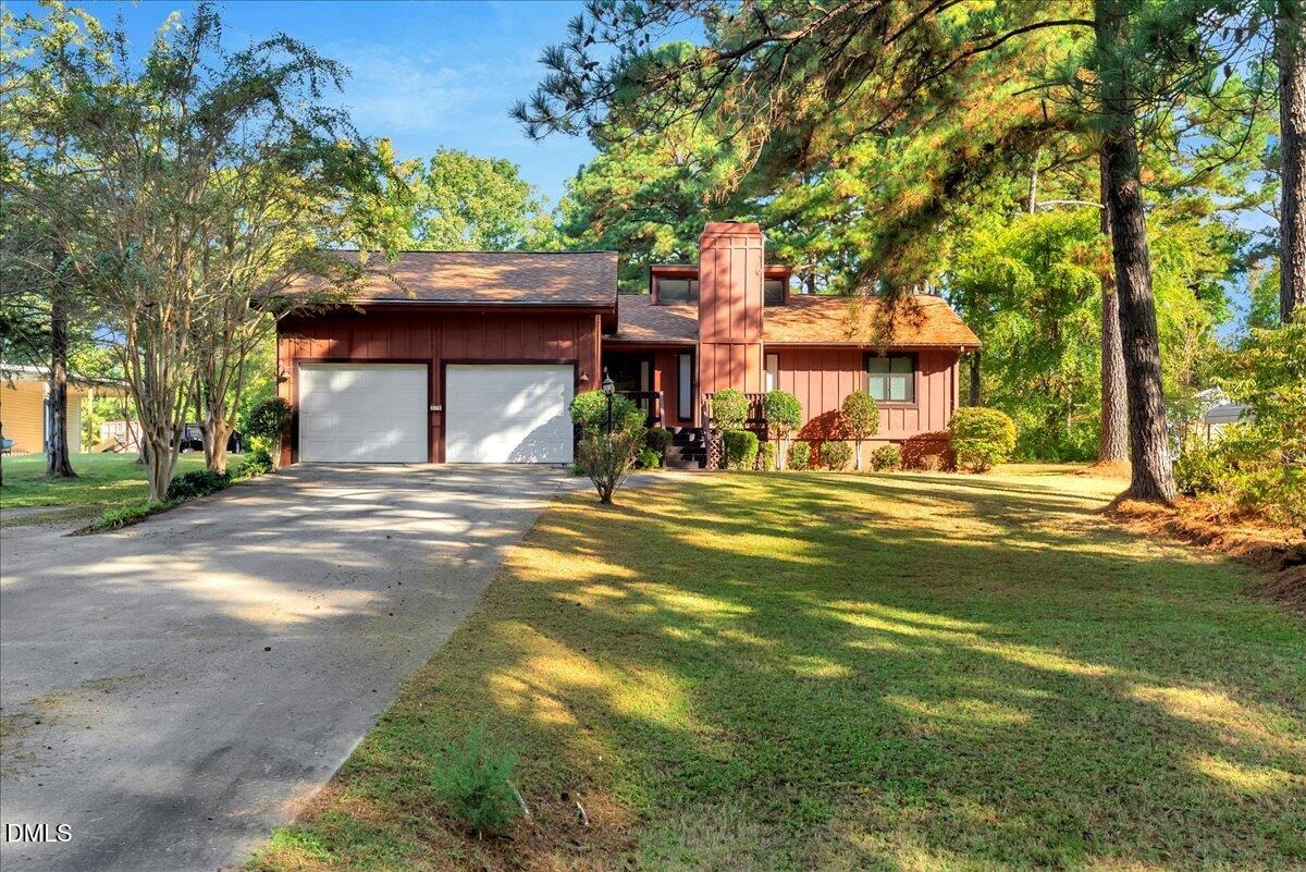 Daniel Boone Trl, Henderson, NC 27537