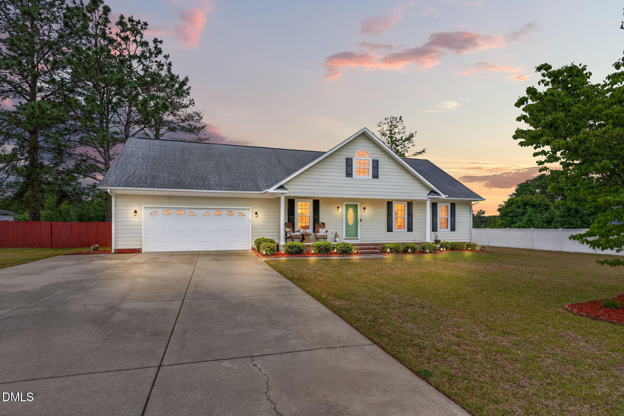 Canasta Ct, Hope Mills, NC 28348