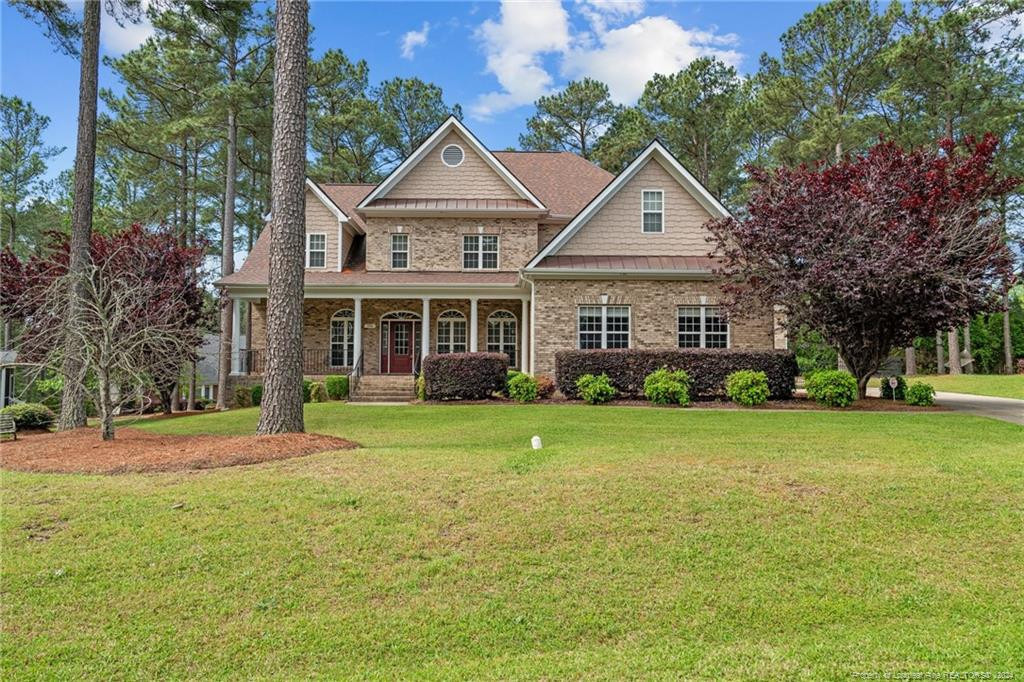 The Inner Cir, Spring Lake, NC 28390