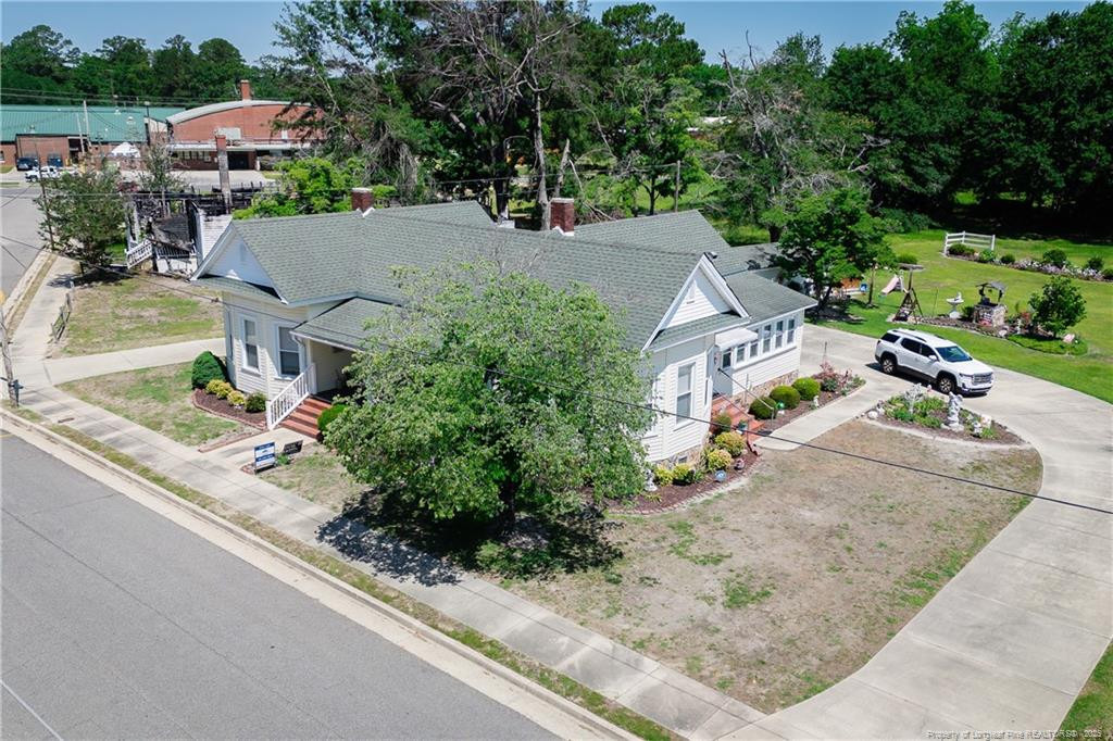 Thompson St, Fairmont, NC 28340