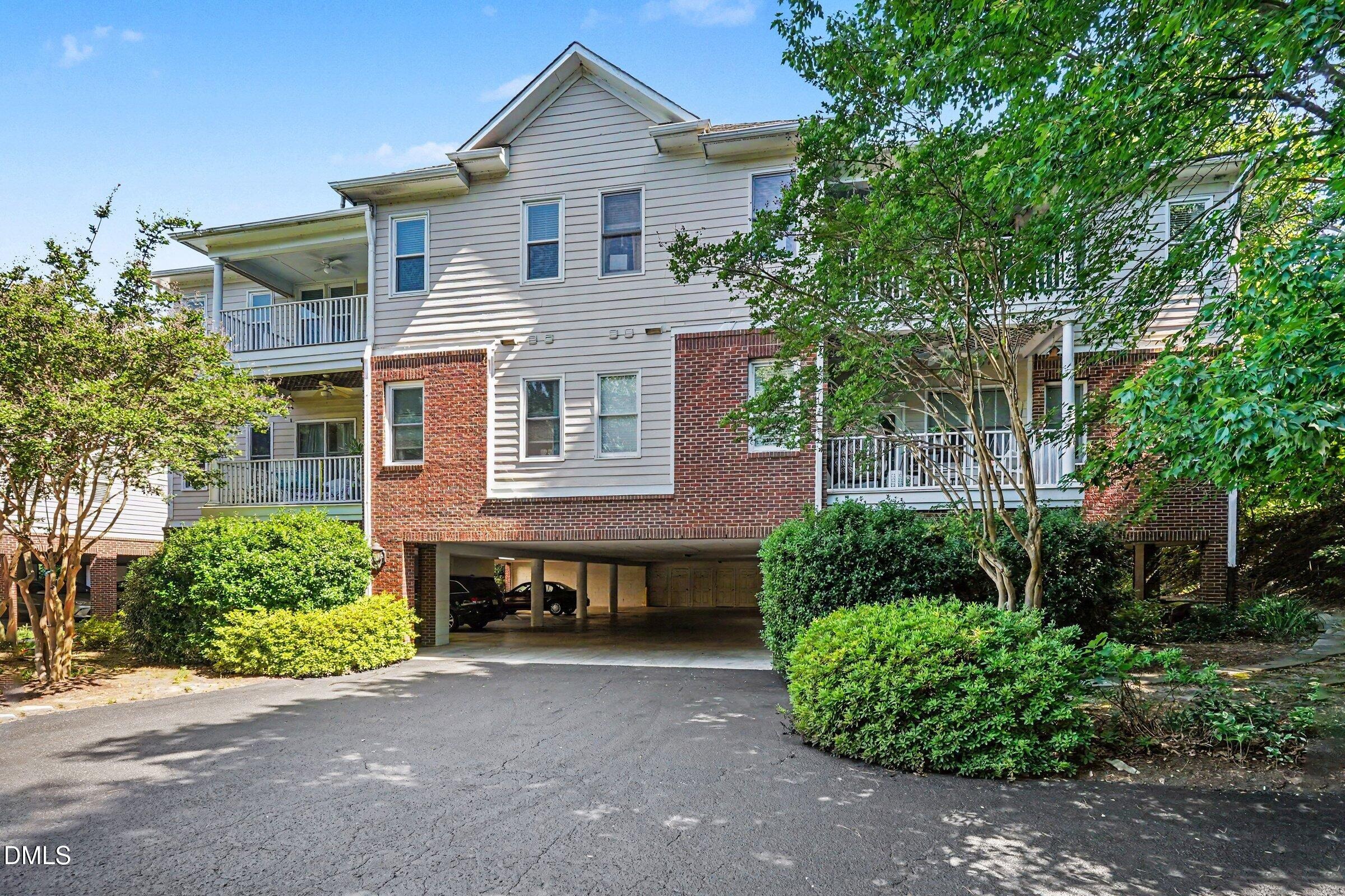 Mellow Field Dr, Raleigh, NC 27604