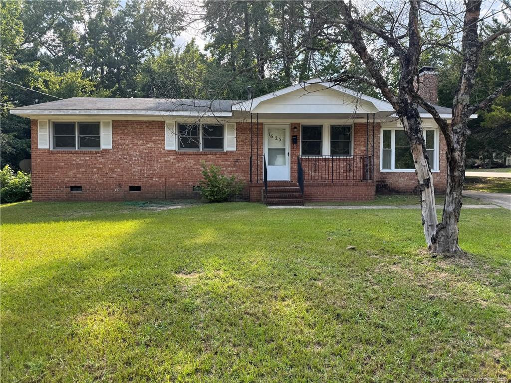 Gibson St, Fayetteville, NC 28301