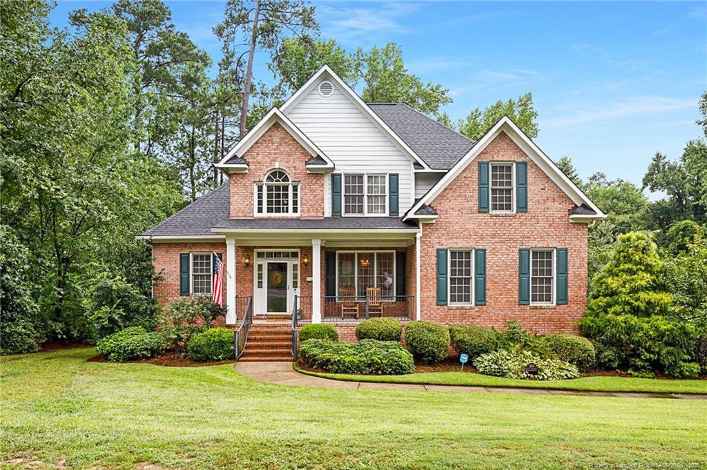 Edgewater Dr, Fayetteville, NC 28303