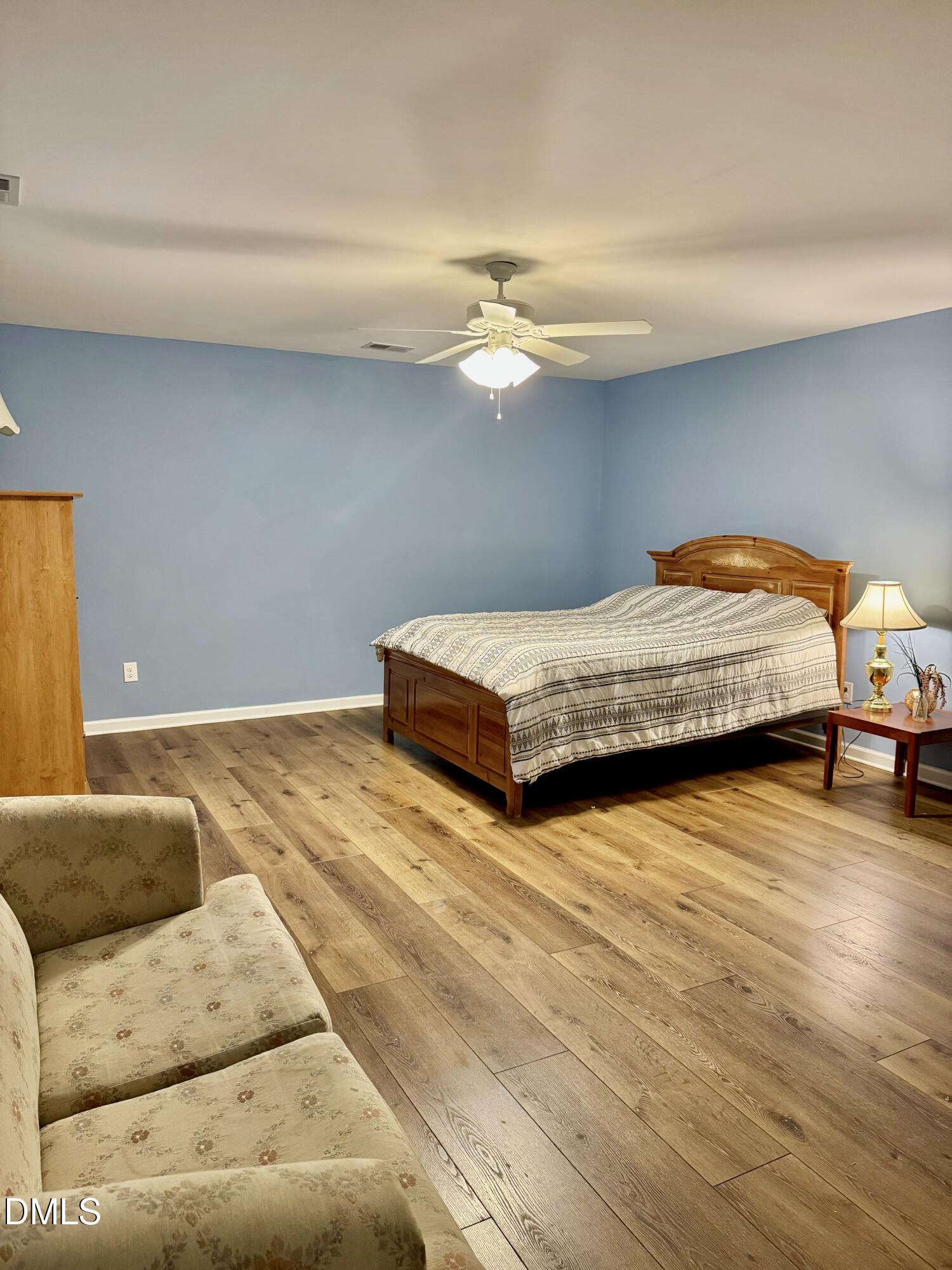 Sunrise Ave, Thomasville, NC 27360