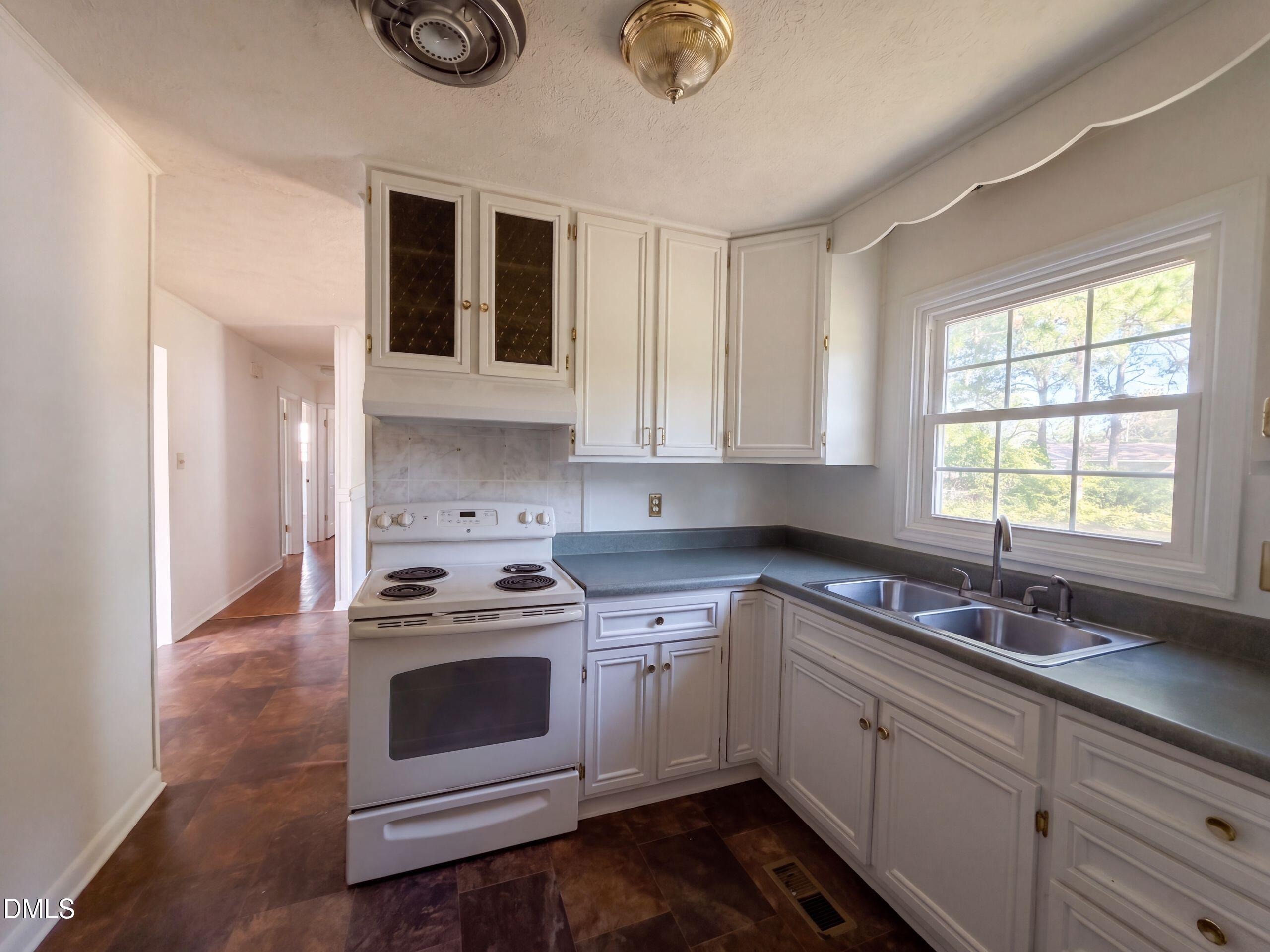 Cramer Dr, Fayetteville, NC 28306 #1