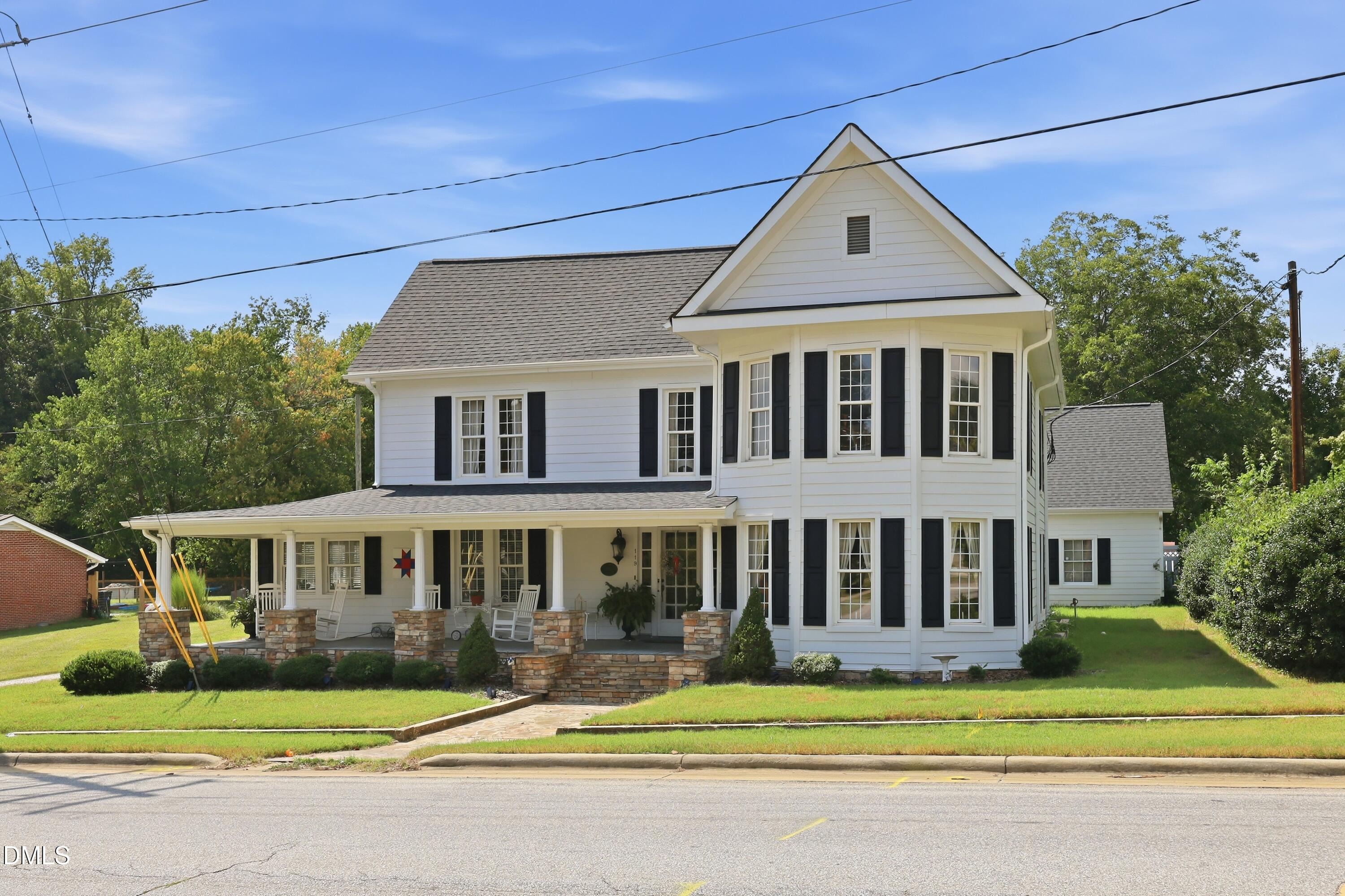 College St, Youngsville, NC 27596