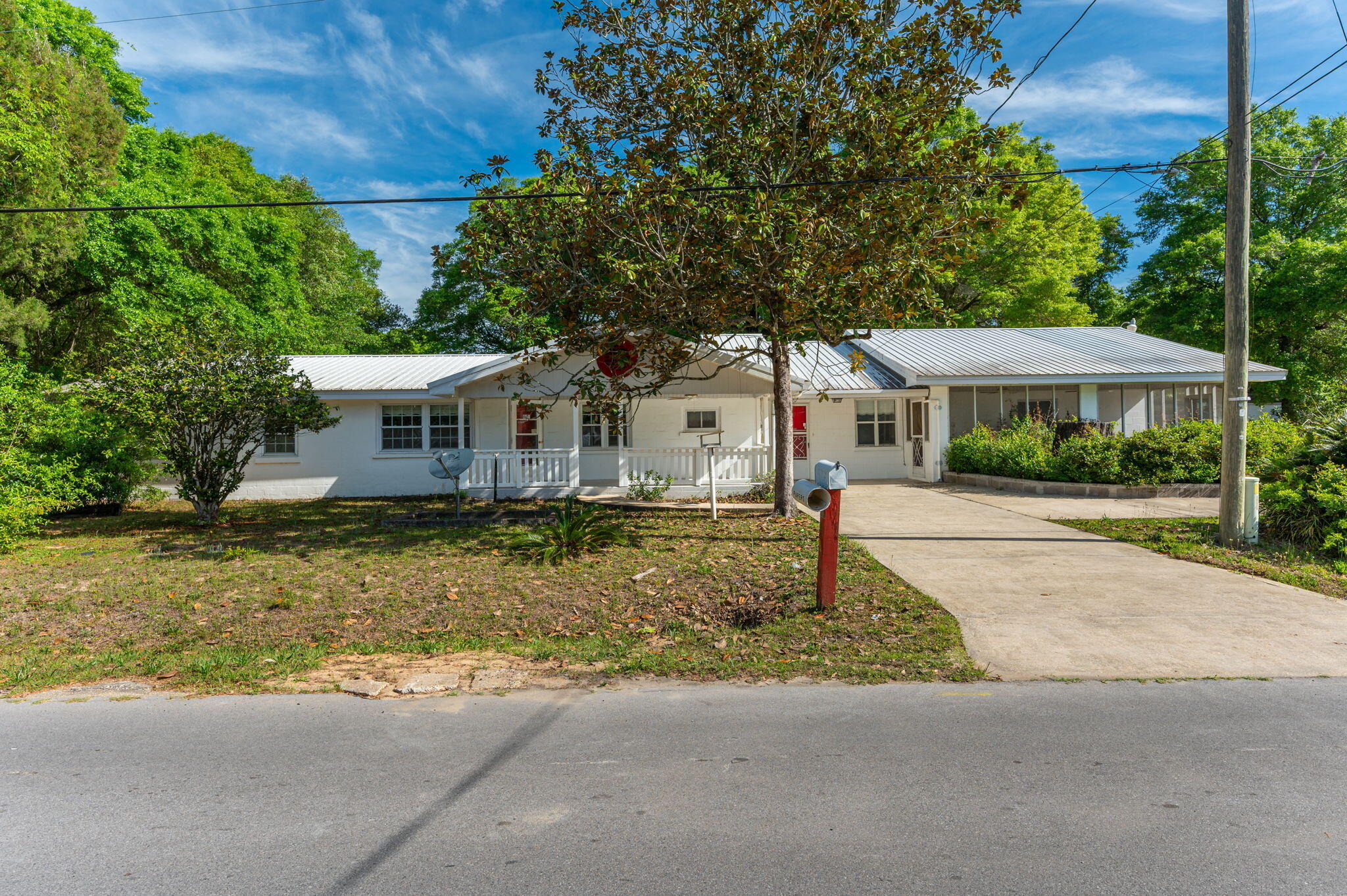 Williams Ave, Crestview, FL 32539