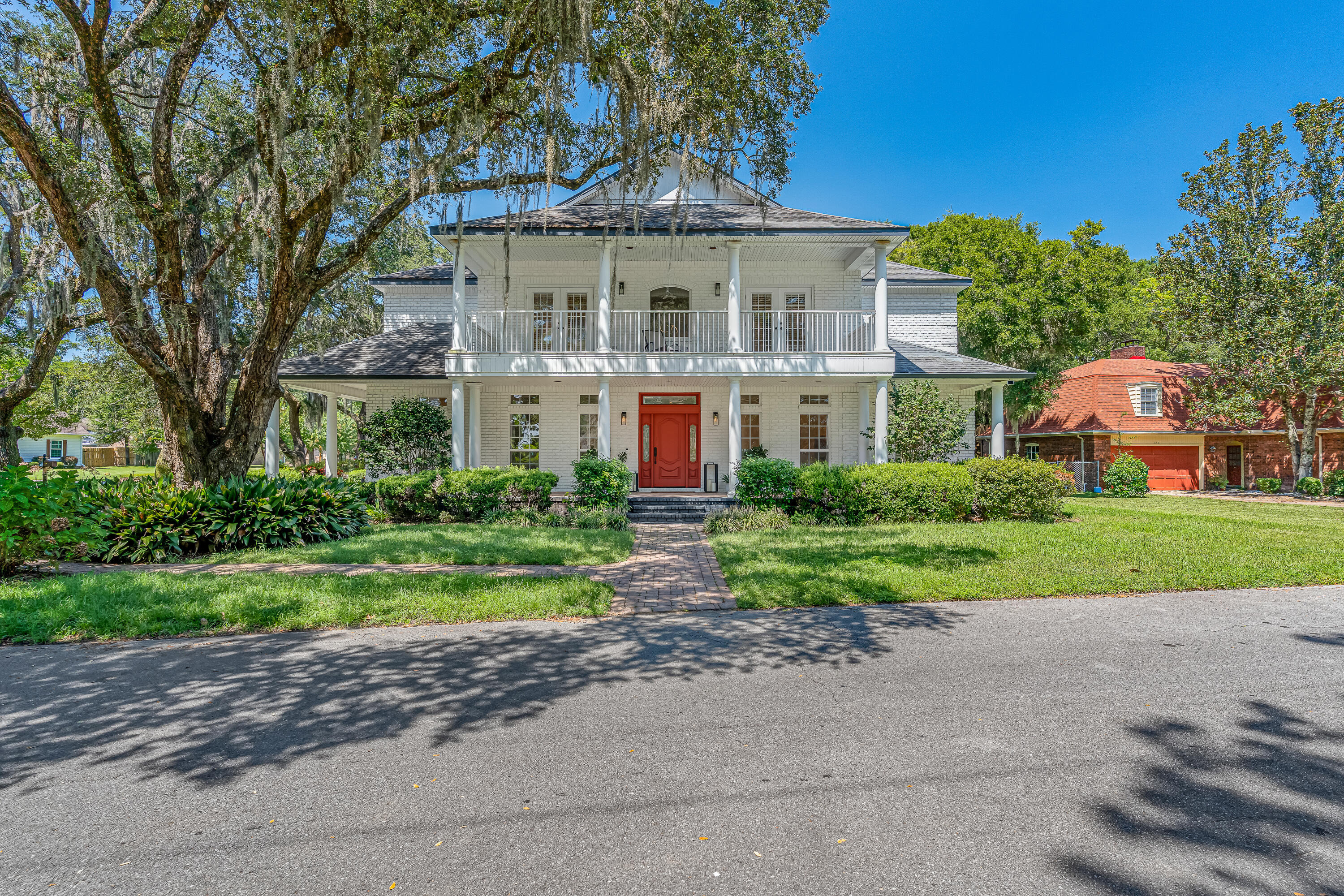 Troy Cir, Fort Walton Beach, FL 32547