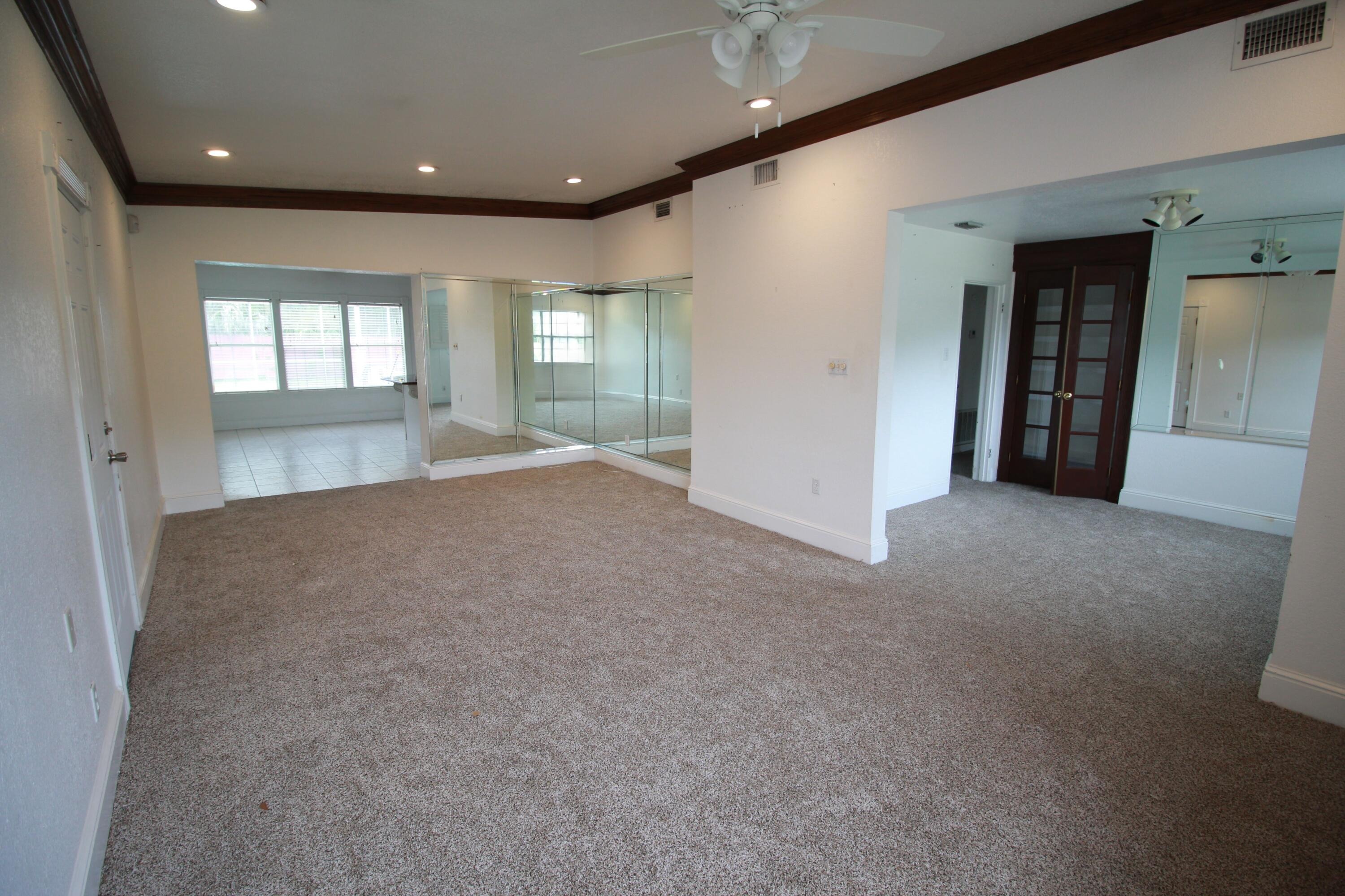 Thornhill Rd, Fort Walton Beach, FL 32547