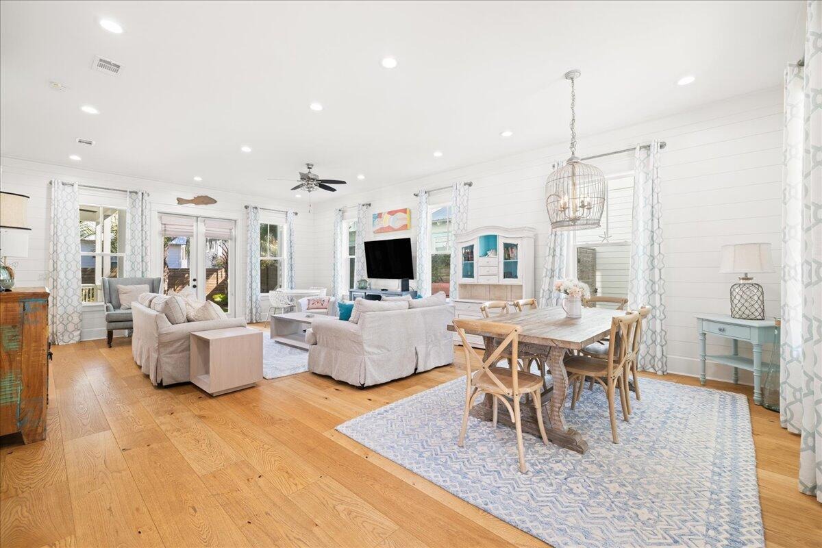 Williams St, Santa Rosa Beach, FL 32459