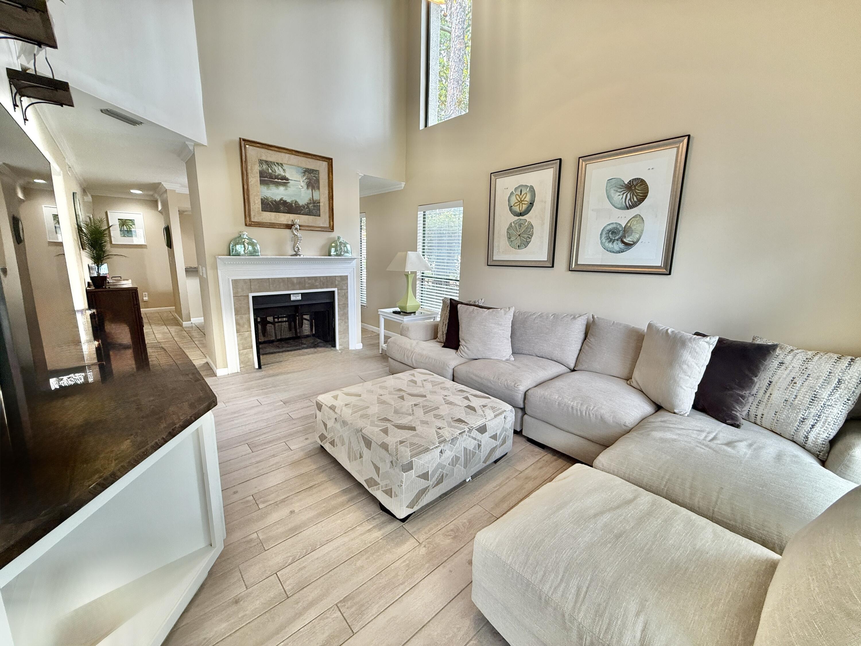 Wimbledon Ct, Miramar Beach, FL 32550