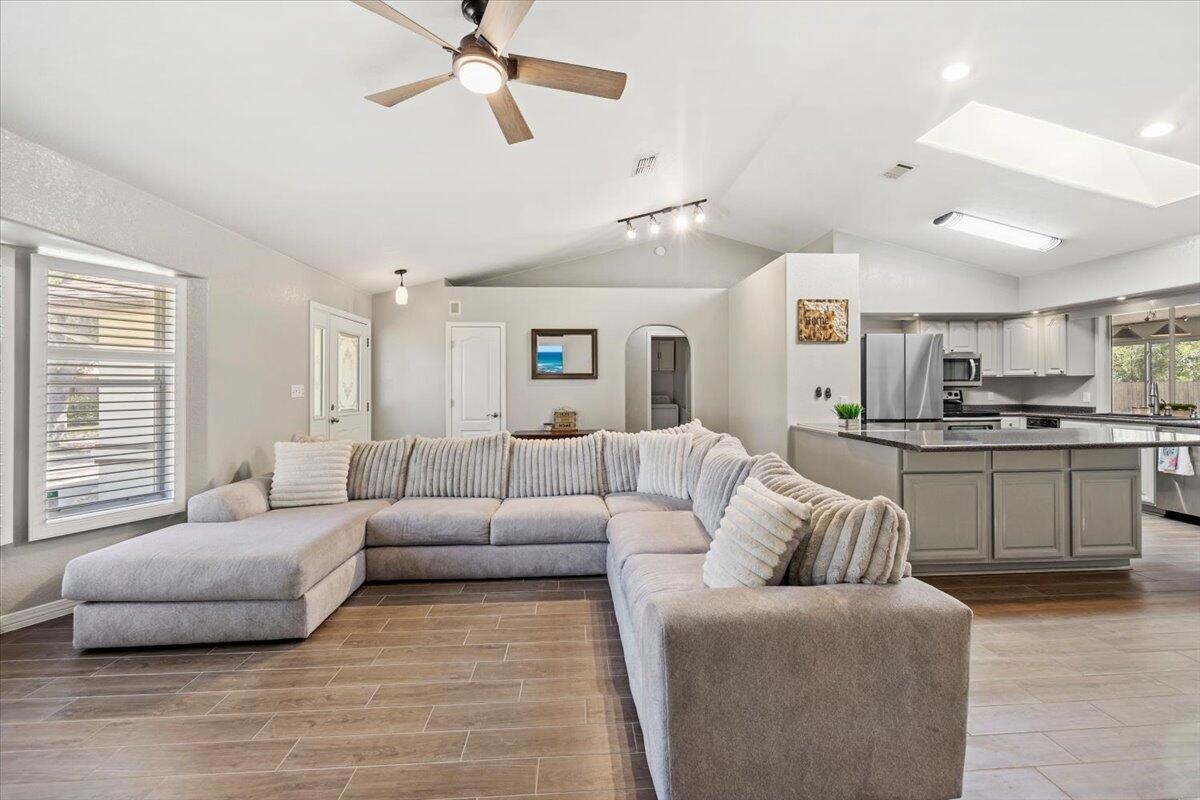Colby Ct, Navarre, FL 32566 #1