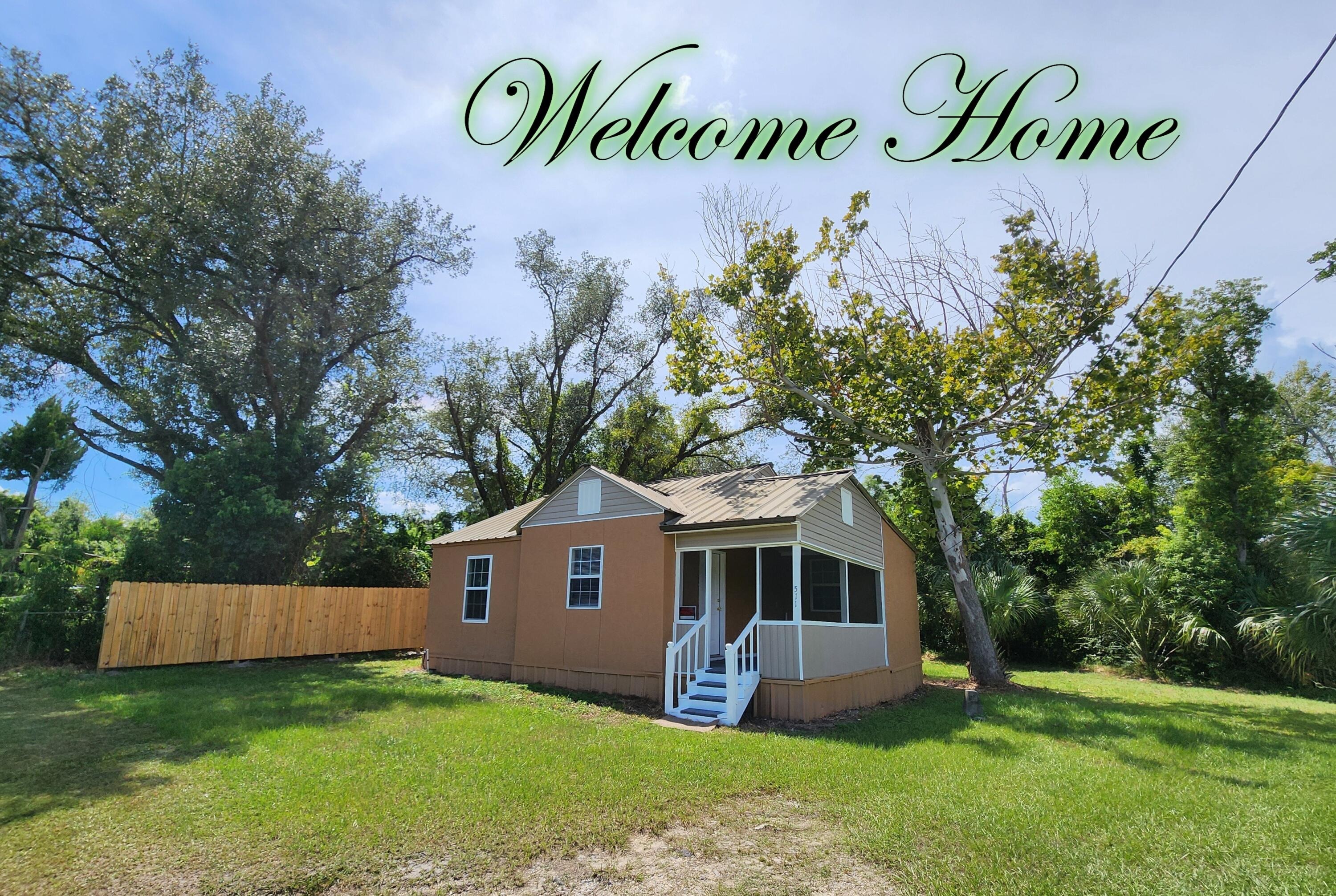Harlem Ave, Panama City, FL 32401