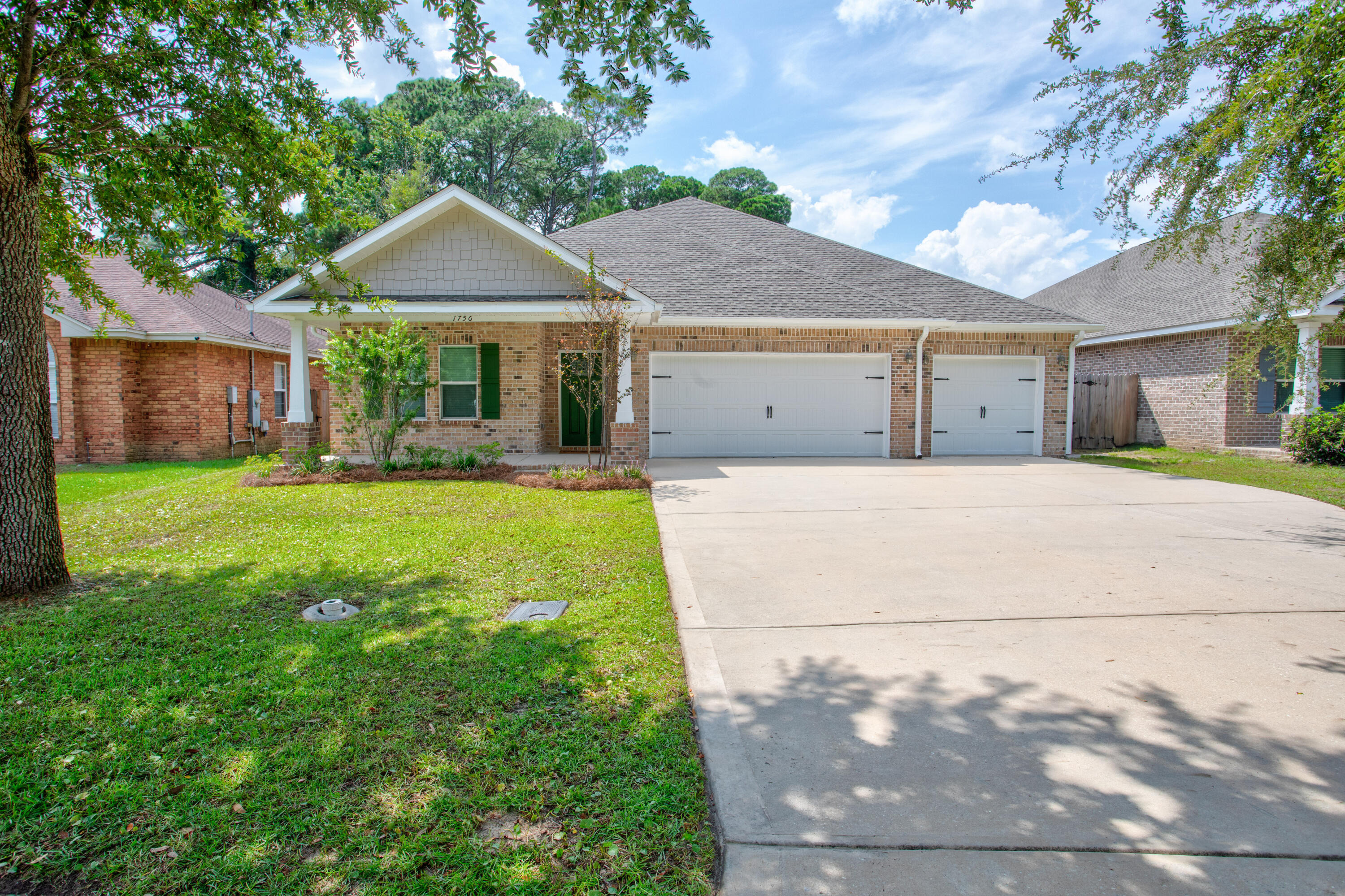 Thomas St, Niceville, FL 32578