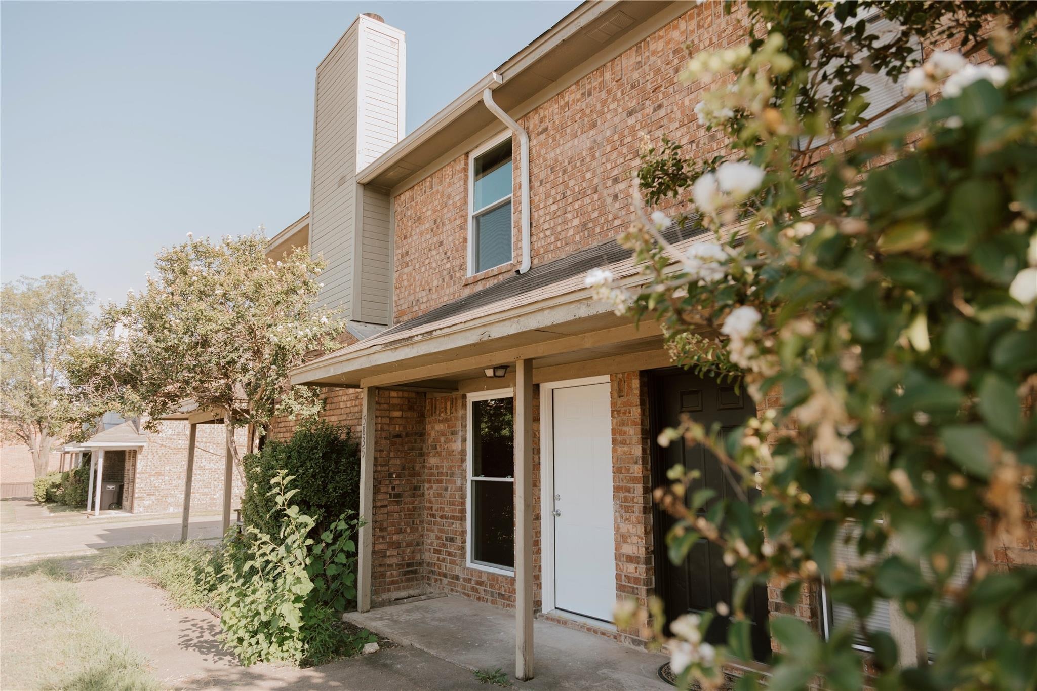 Shadydell Dr, Fort Worth, TX 76135