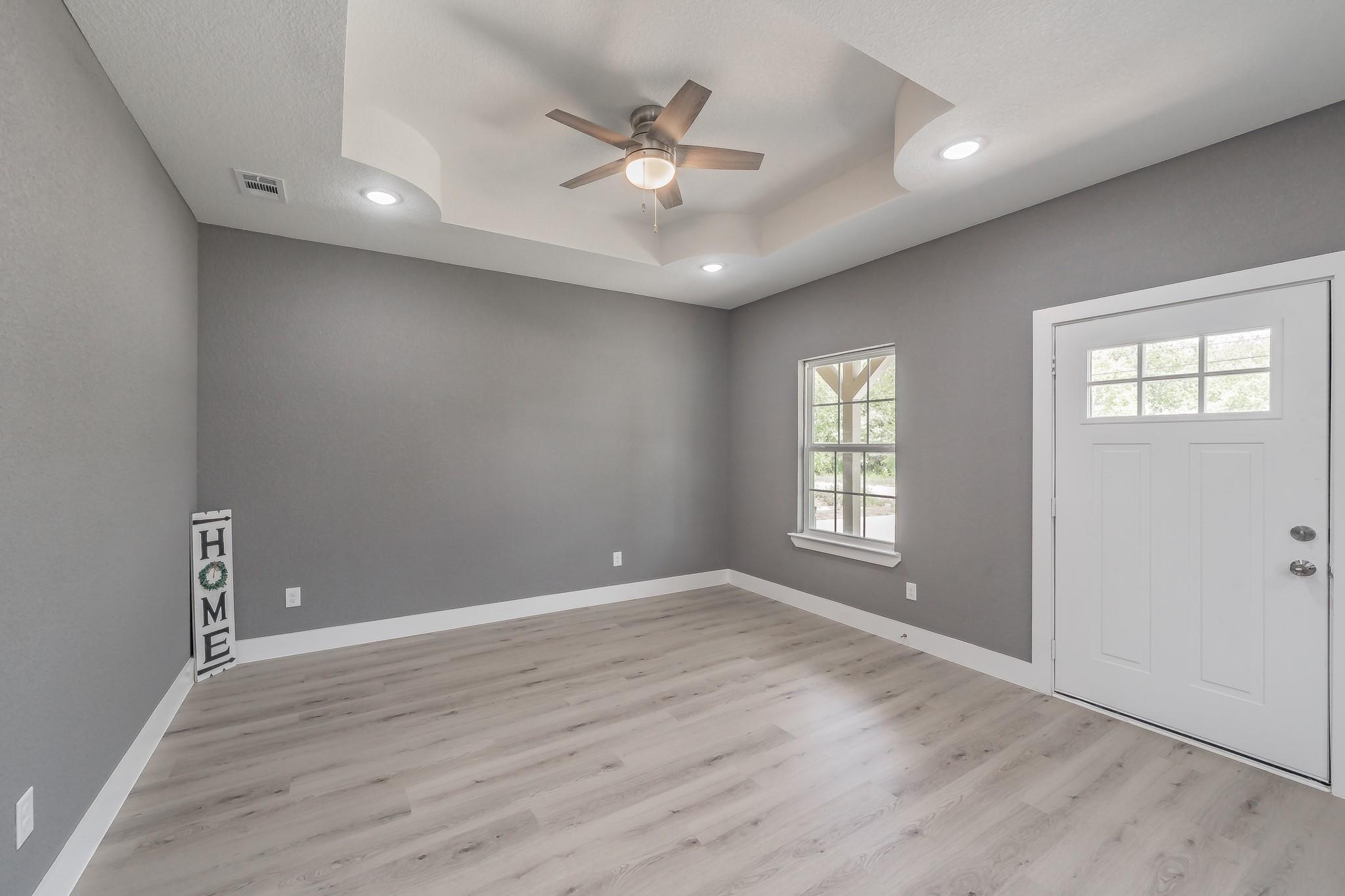 Matthew St, Hillsboro, TX 76645
