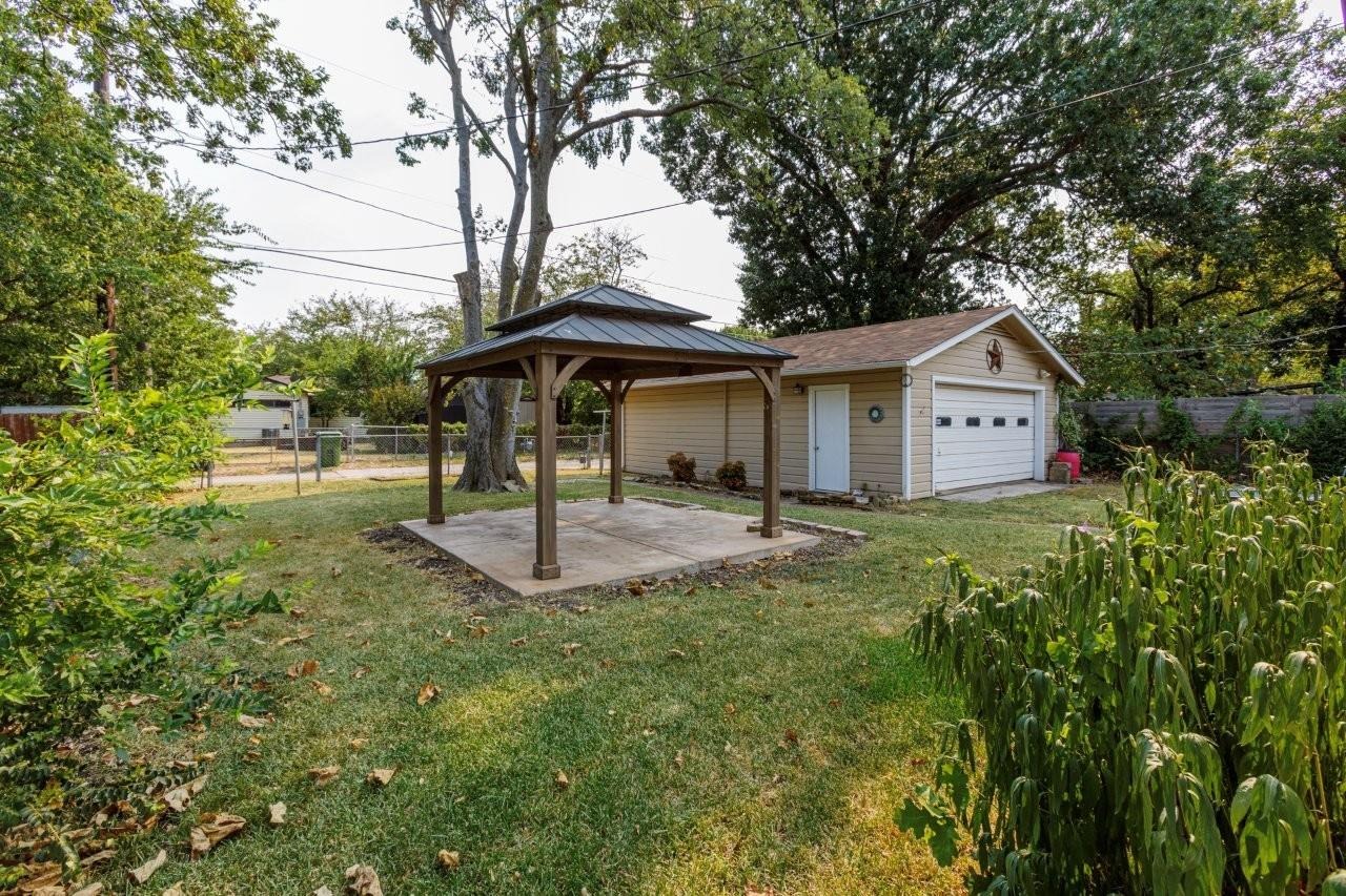 Daugherty Dr, Garland, TX 75041