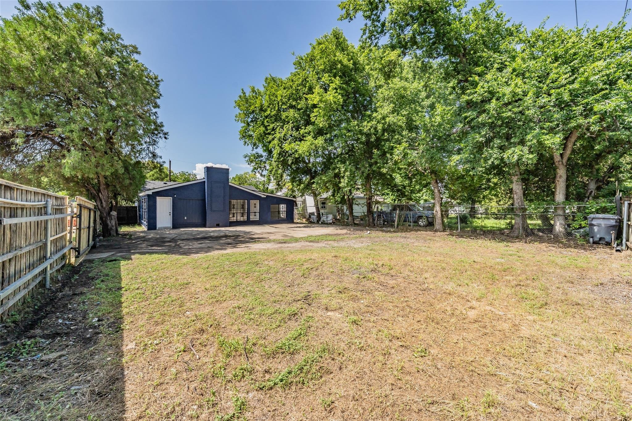 Overton Rd, Dallas, TX 75216