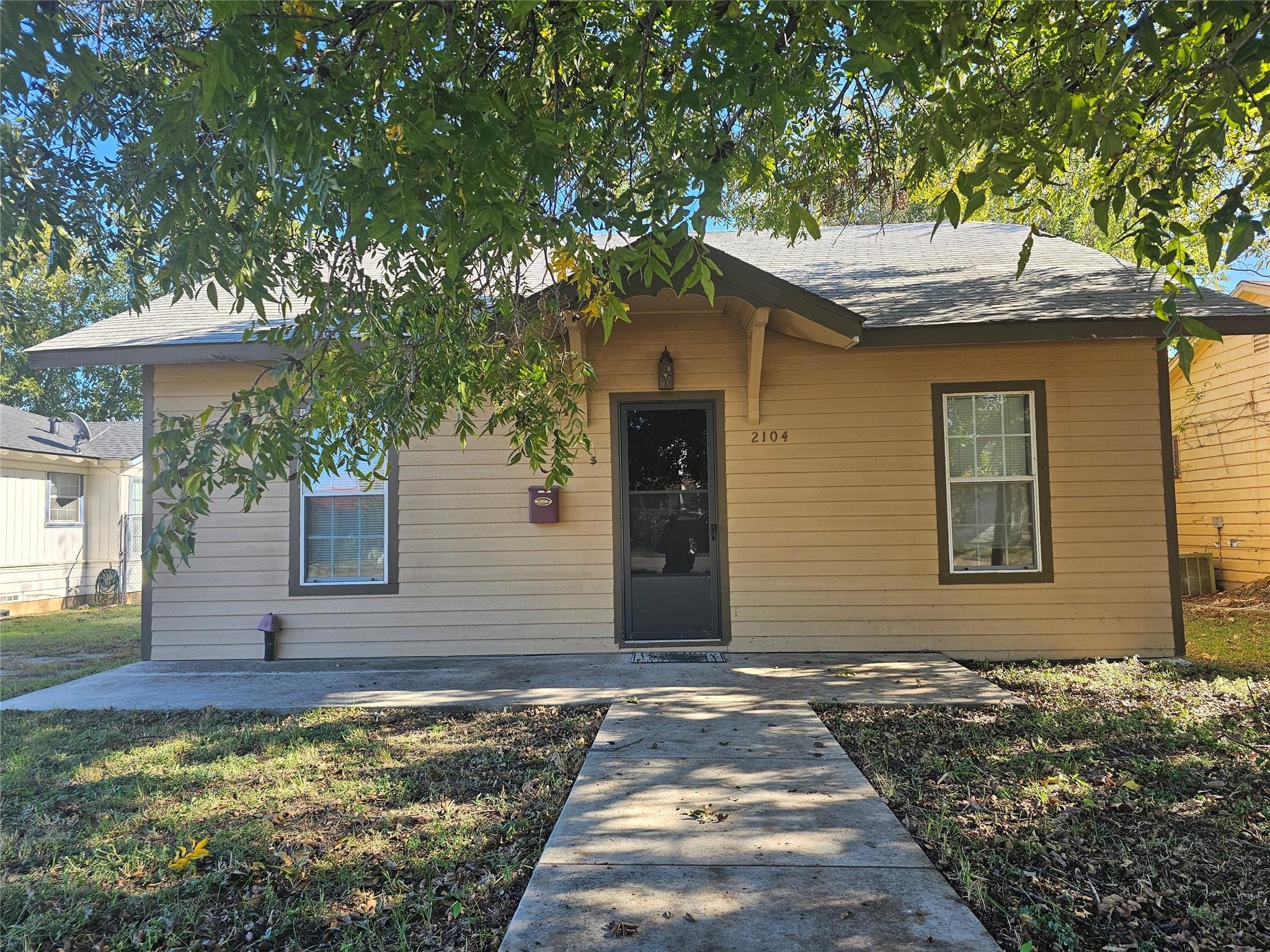 Avenue , Brownwood, TX 76801