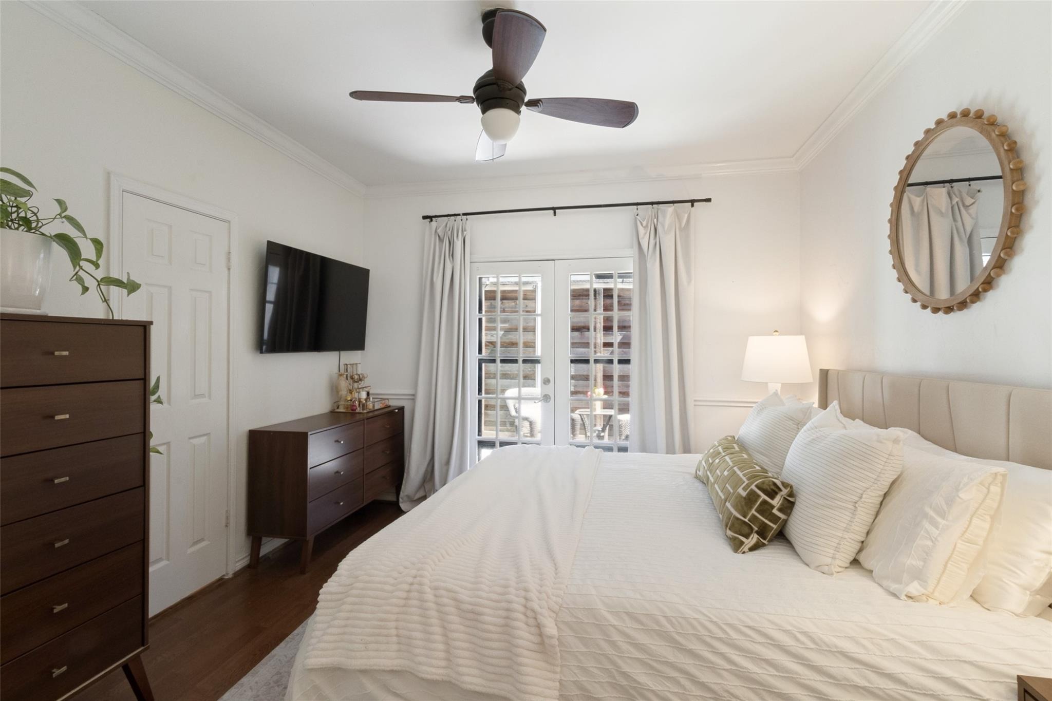 Holland Ave, Dallas, TX 75219 #1