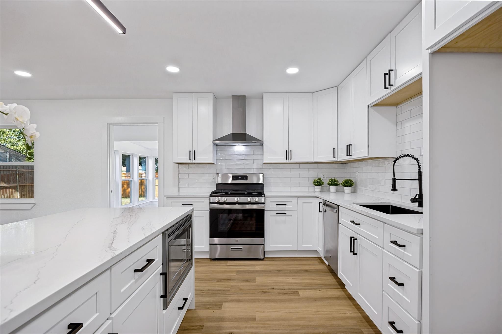 Warren Dr, Garland, TX 75042 #1