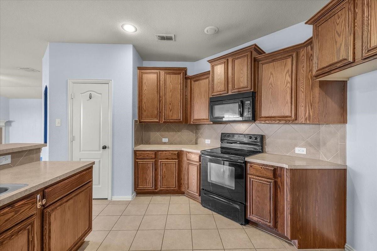 Salado Trl, Weatherford, TX 76087 #1