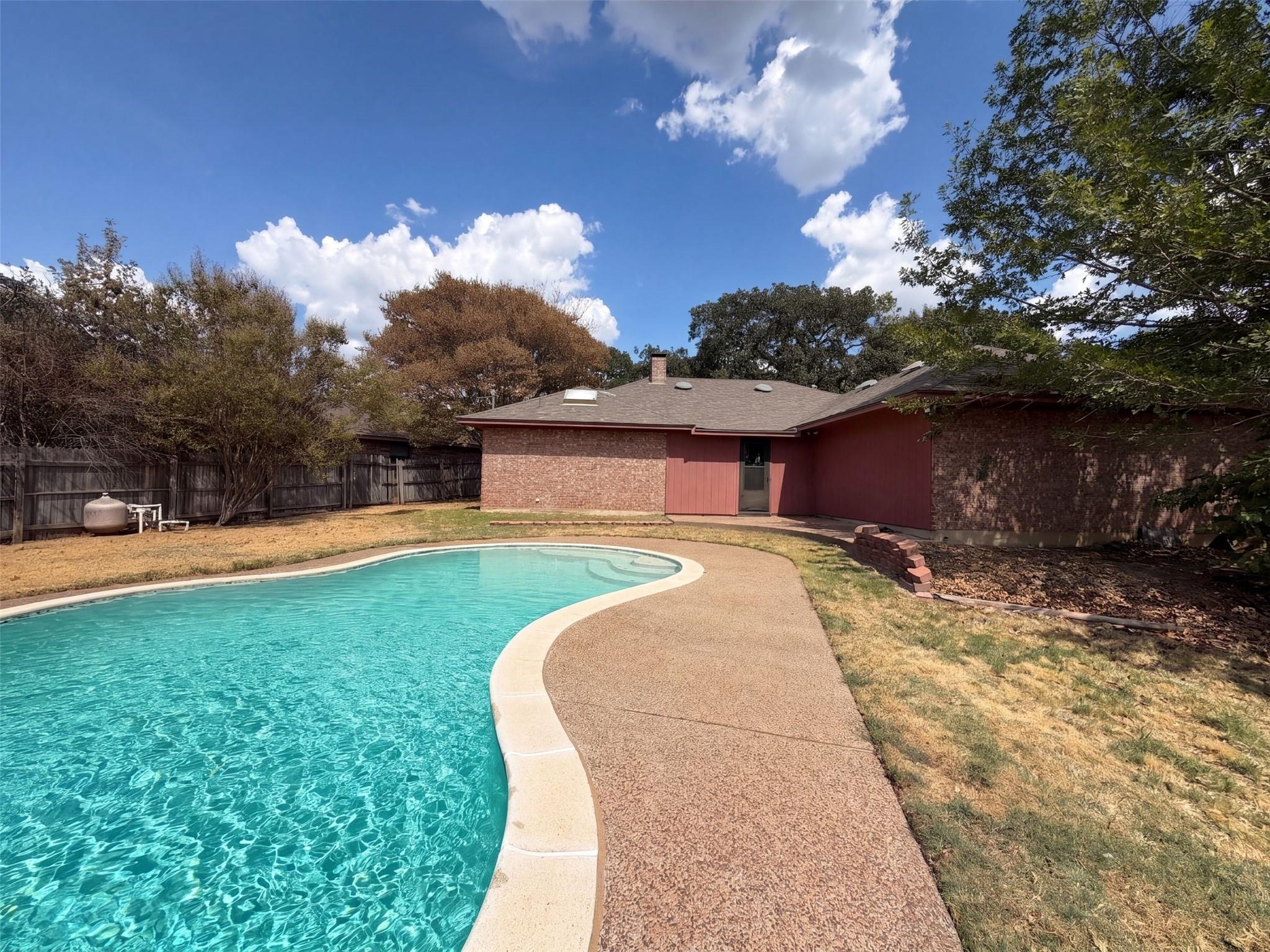 Eagle Nest Dr, Arlington, TX 76017 #1