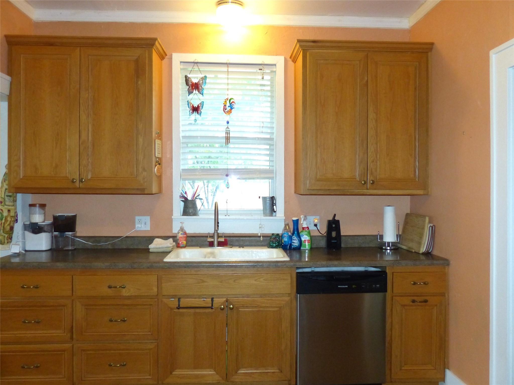 Blackburn St, Brady, TX 76825 #1