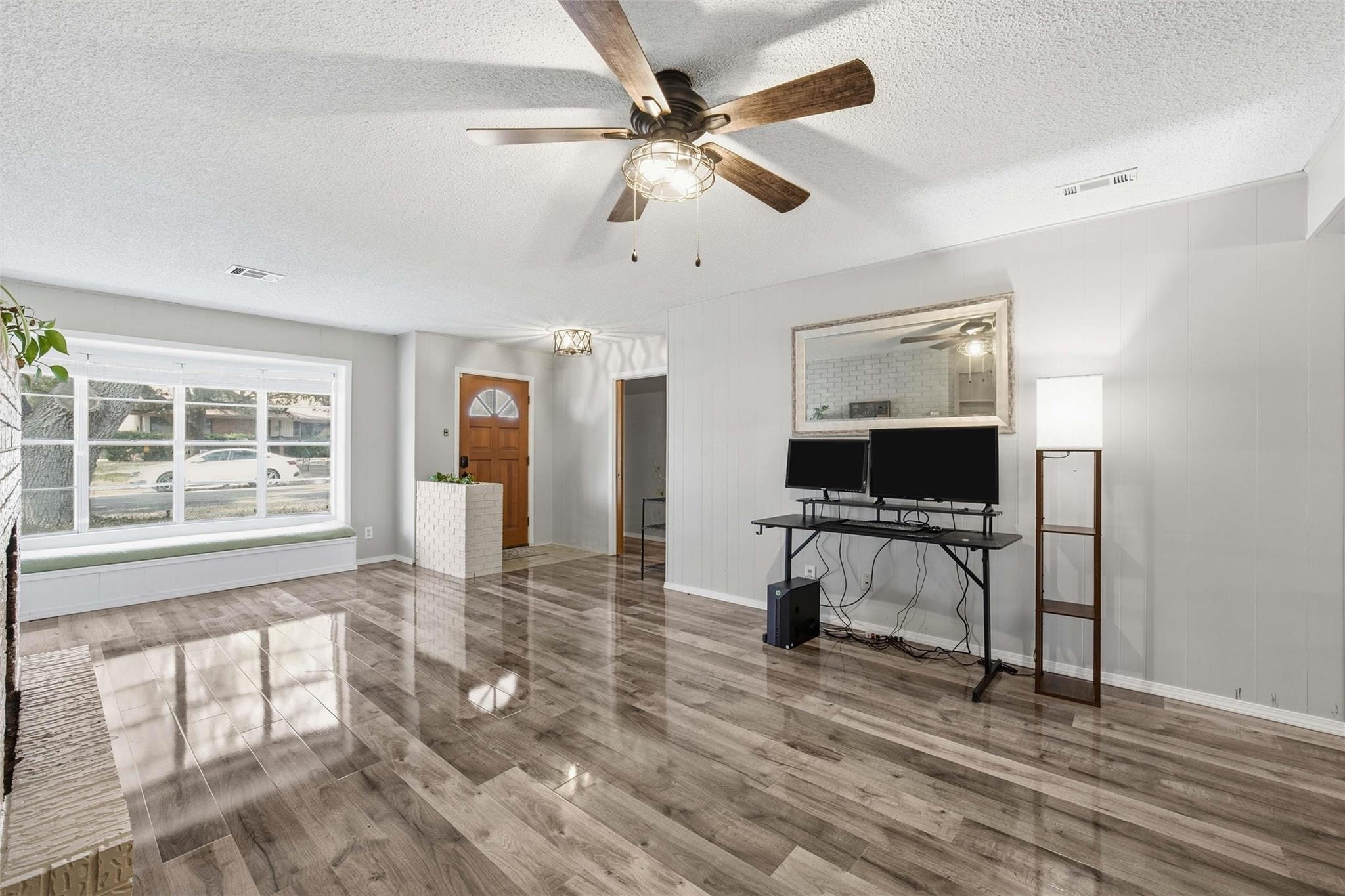 Lake Lindenwood Dr, Waco, TX 76710
