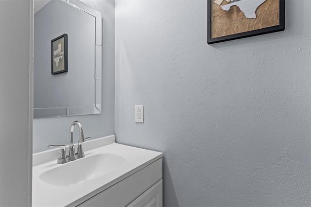 Carriagehouse Ln, Garland, TX 75040 #1