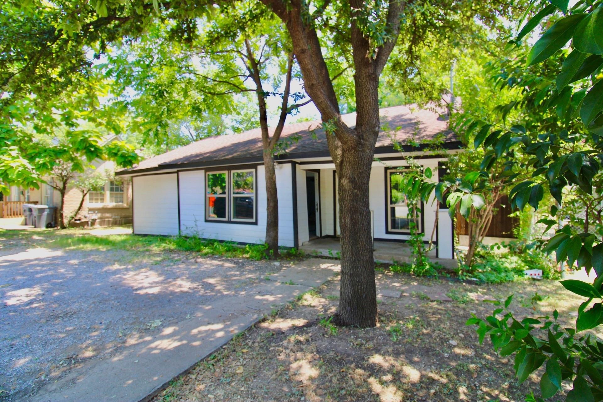 Edgefield Ave, Dallas, TX 75208 #1