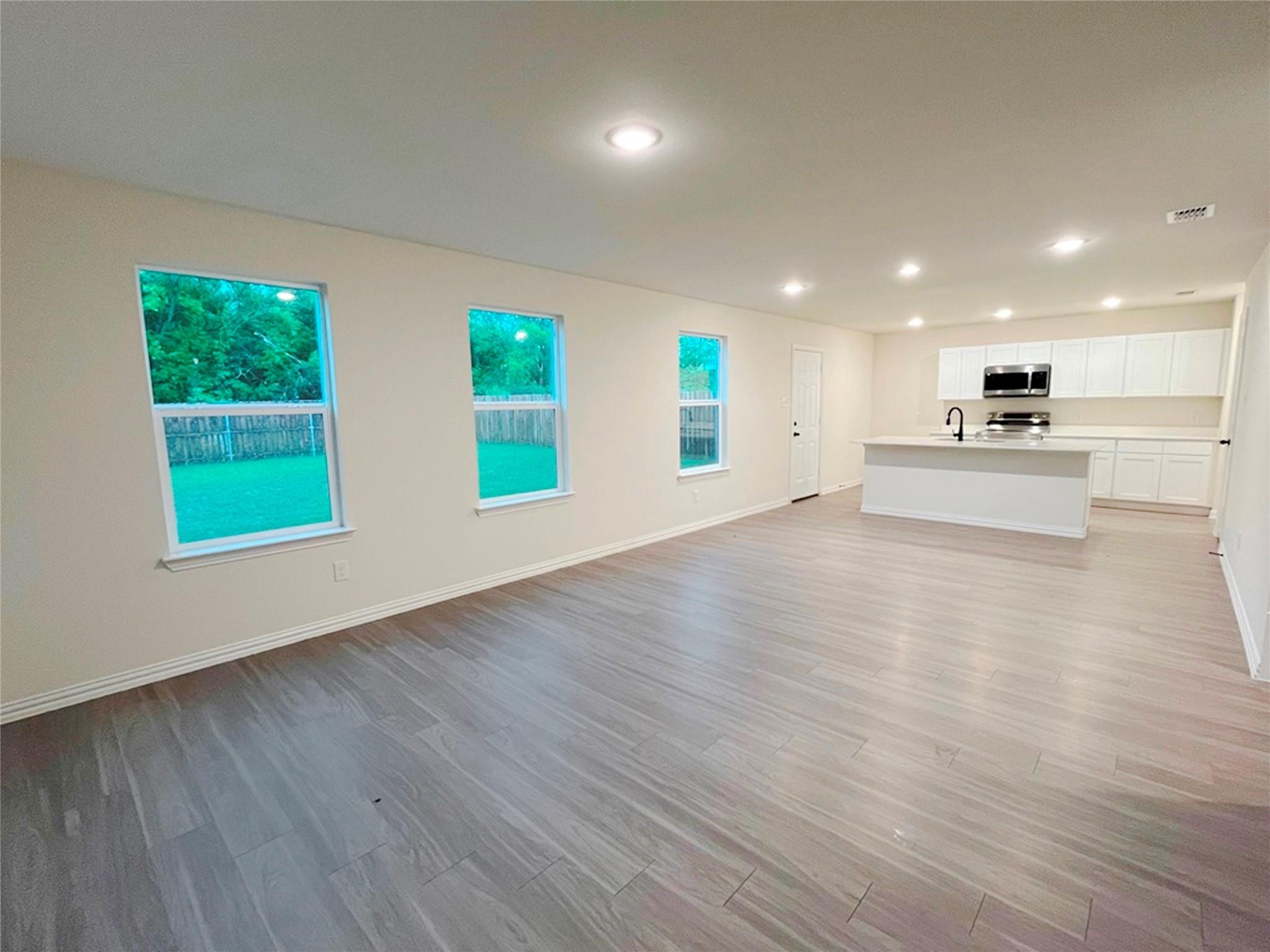Doma Ave, Greenville, TX 75402 #1