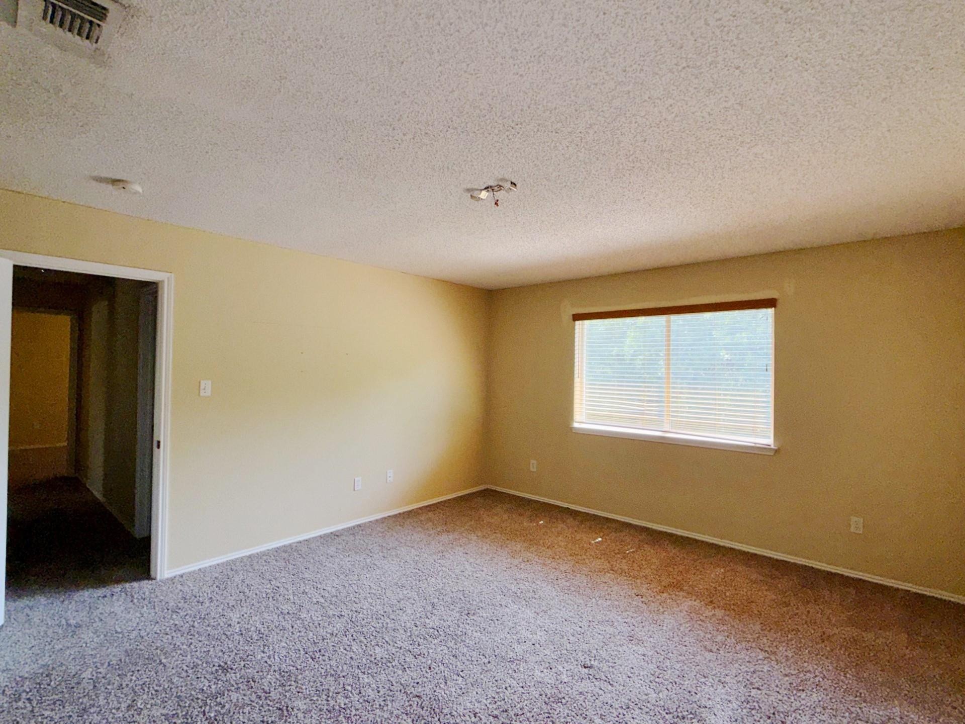 King Arthur Dr, Weatherford, TX 76086 #1