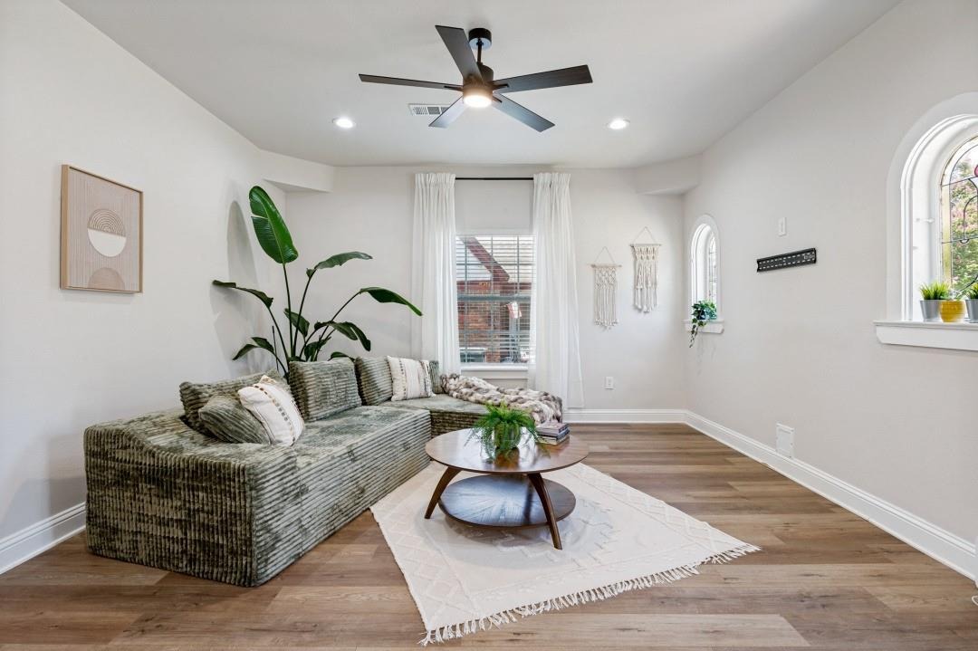 Catherine St, Dallas, TX 75211