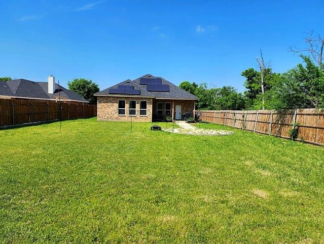 Eastcrest Ct, Fort Worth, TX 76105 #1